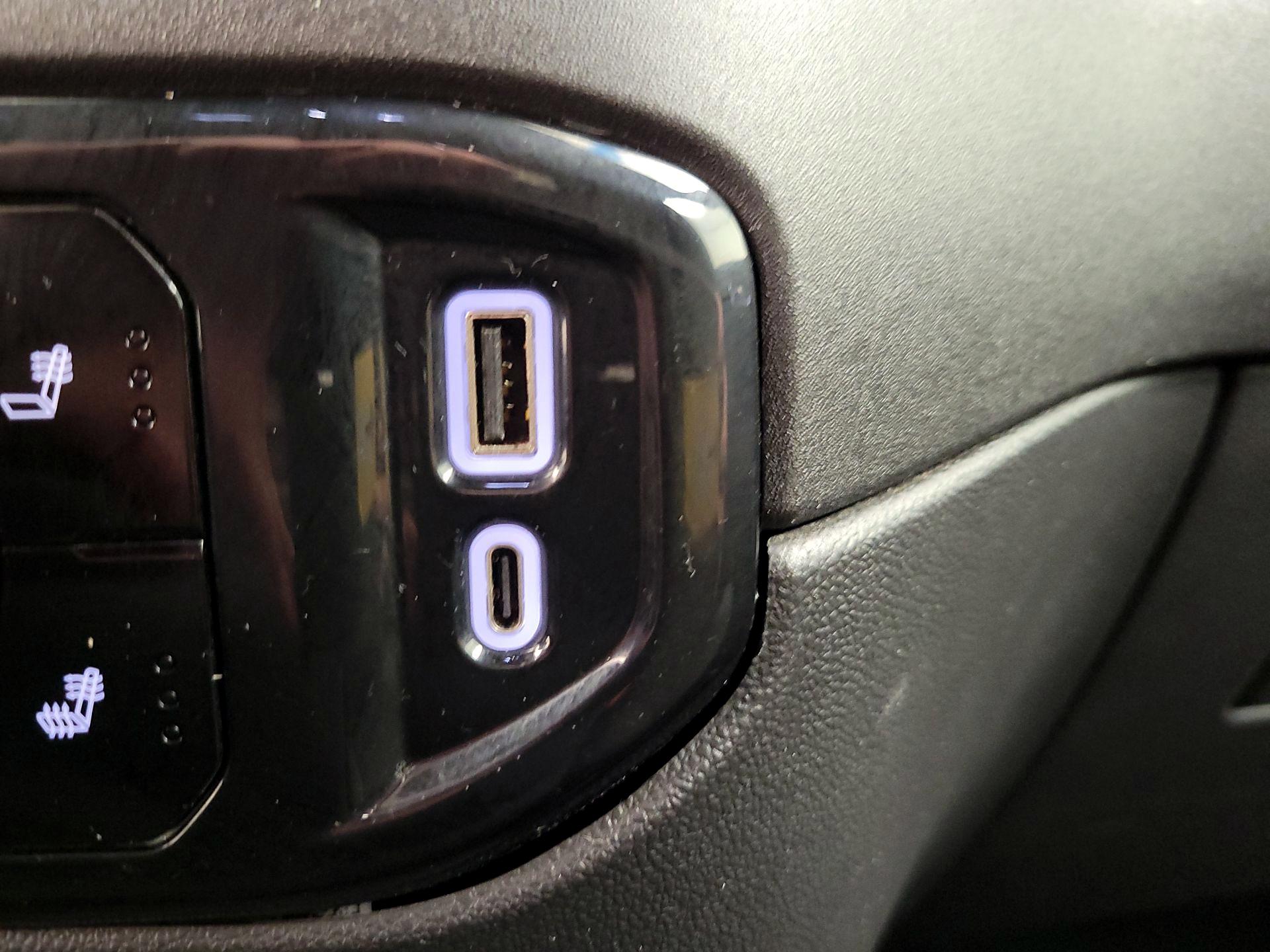 Thumbnail: 2023 Chevrolet Silverado 1500 - 18