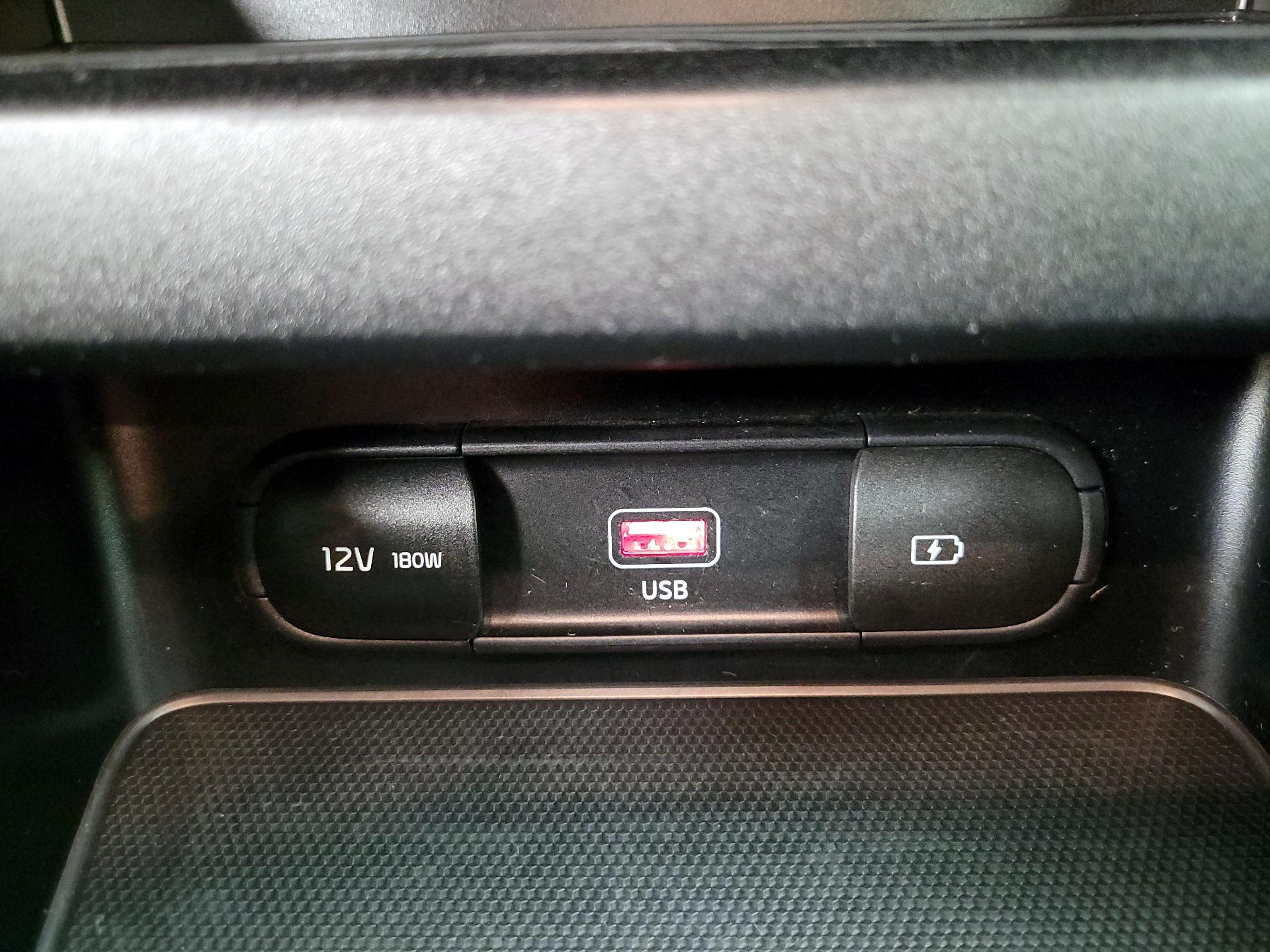 Thumbnail: 2023 Kia Forte - 19