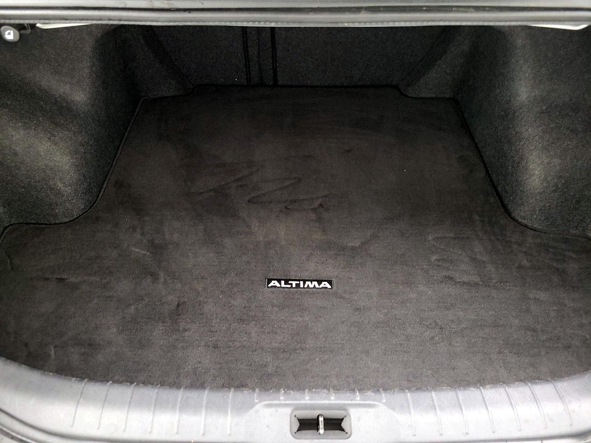 Thumbnail: 2021 Nissan Altima - 16