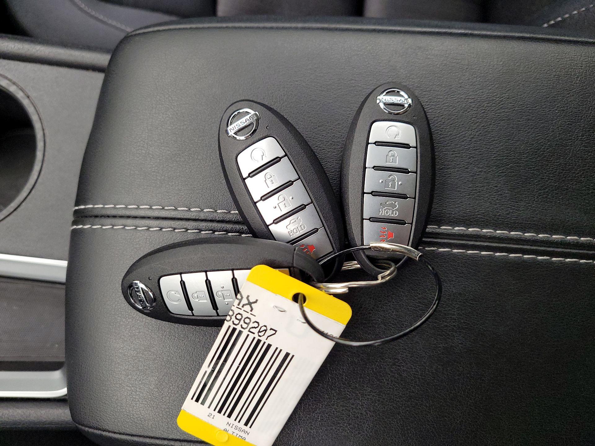 Thumbnail: 2021 Nissan Altima - 18