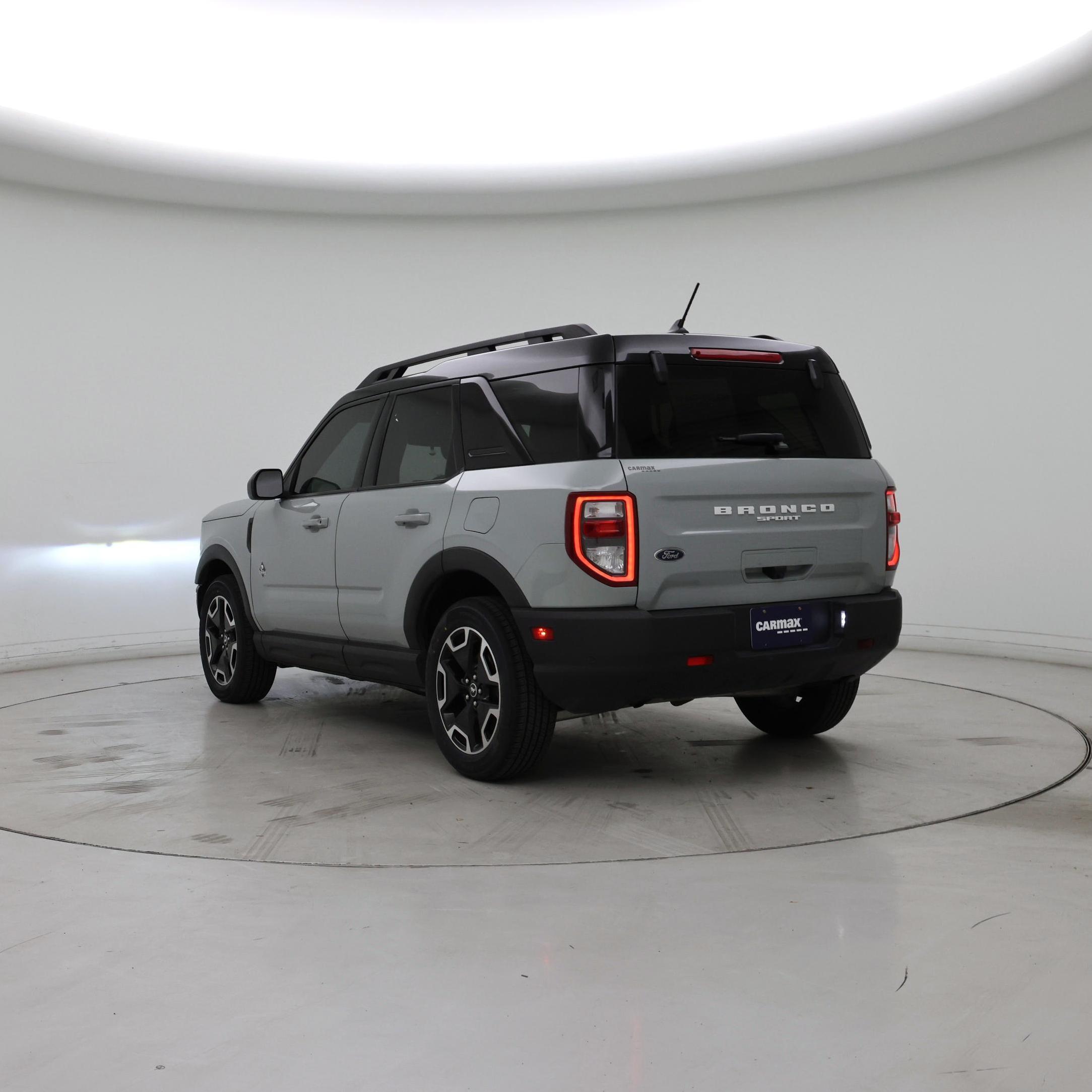 Thumbnail: 2022 Ford Bronco Sport - 2