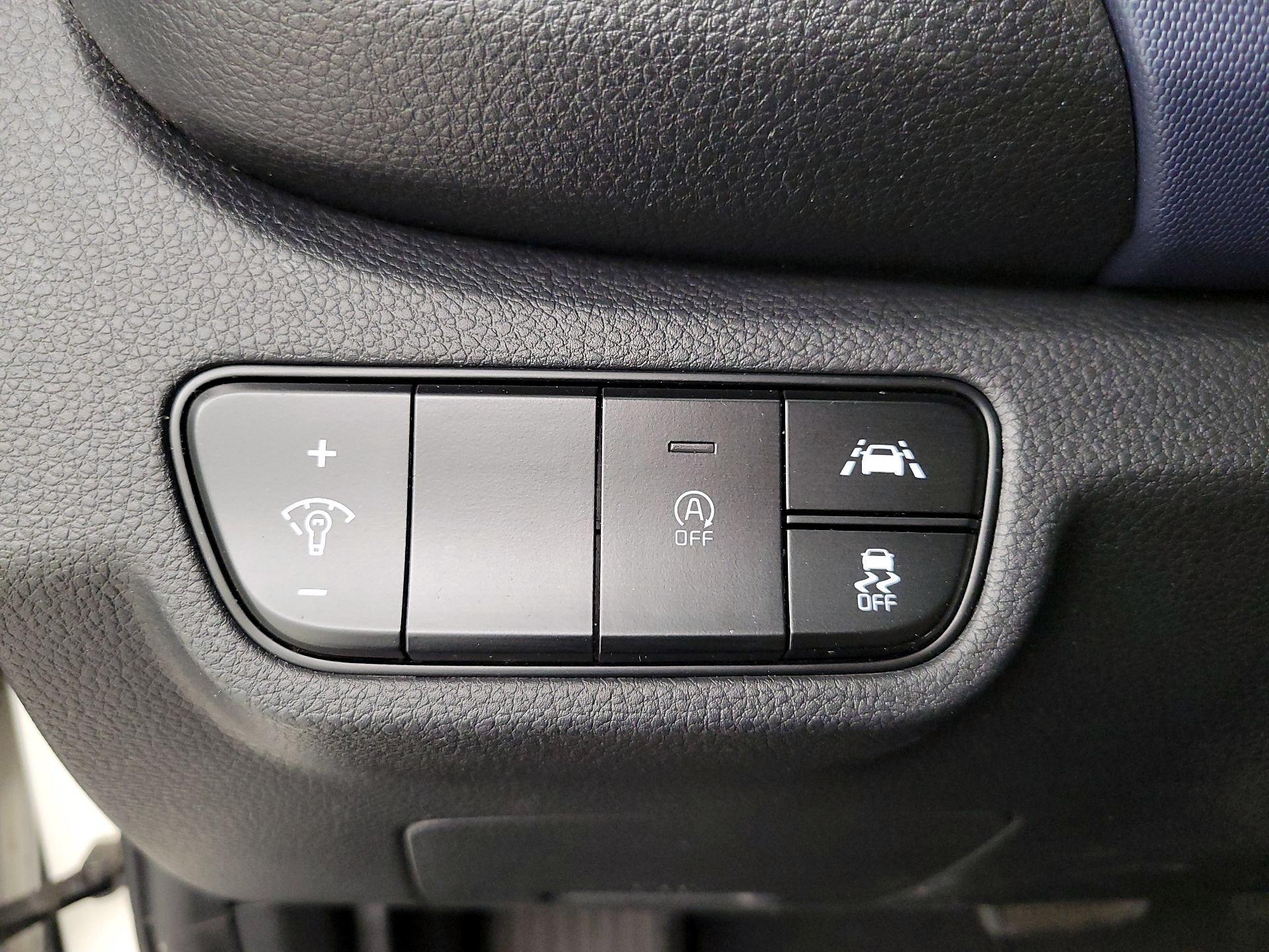 Thumbnail: 2021 Kia Seltos - 13