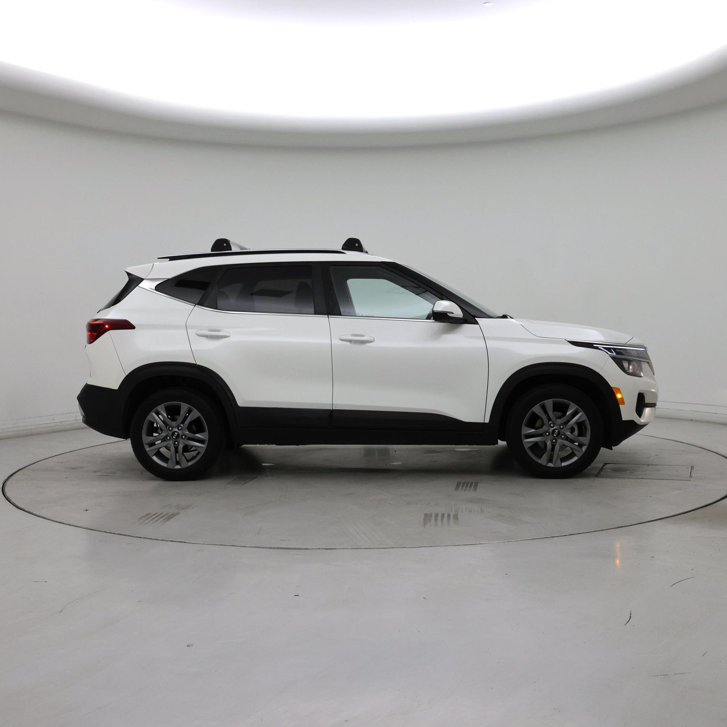 Thumbnail: 2021 Kia Seltos - 7