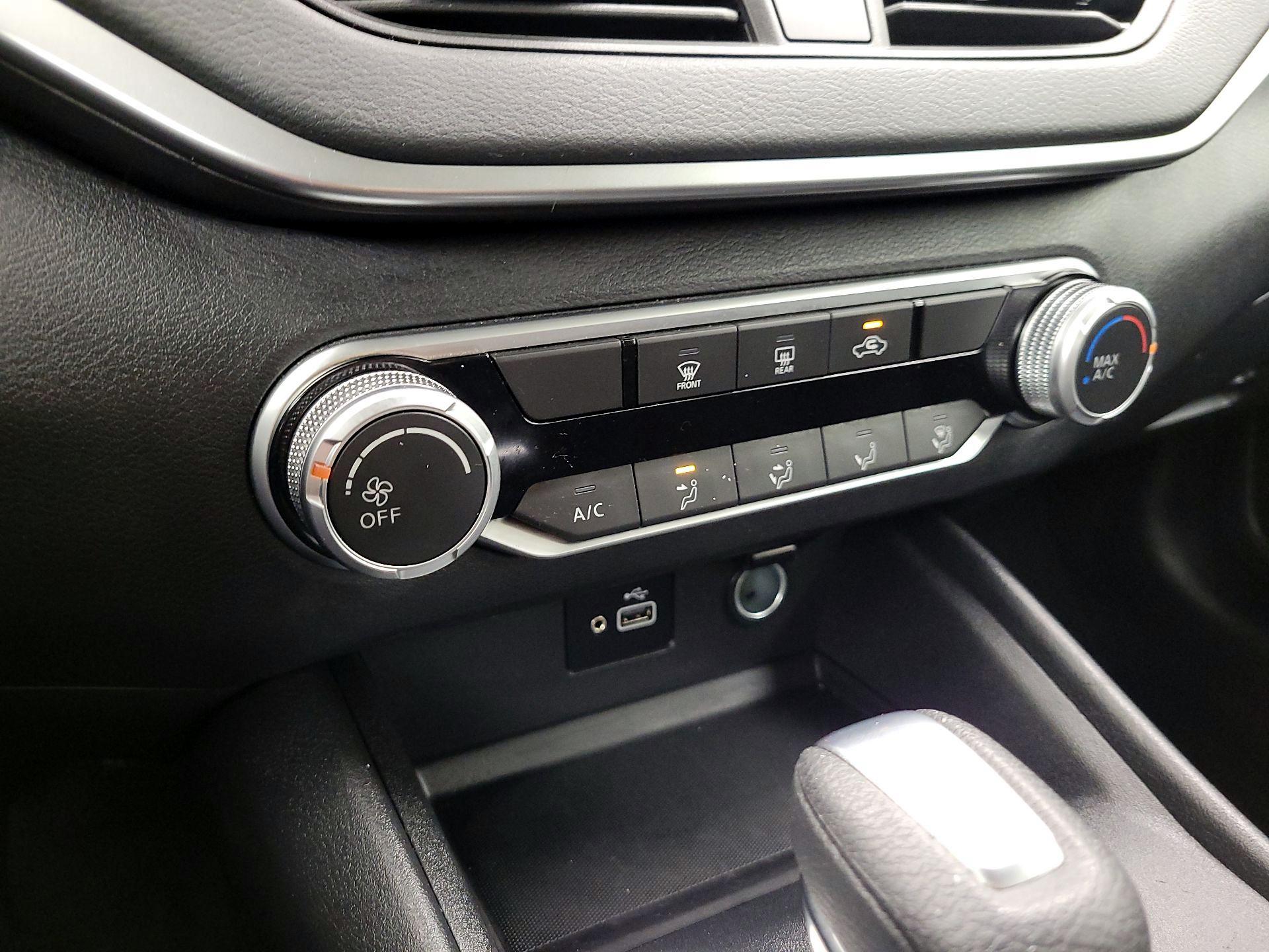 Thumbnail: 2021 Nissan Altima - 14