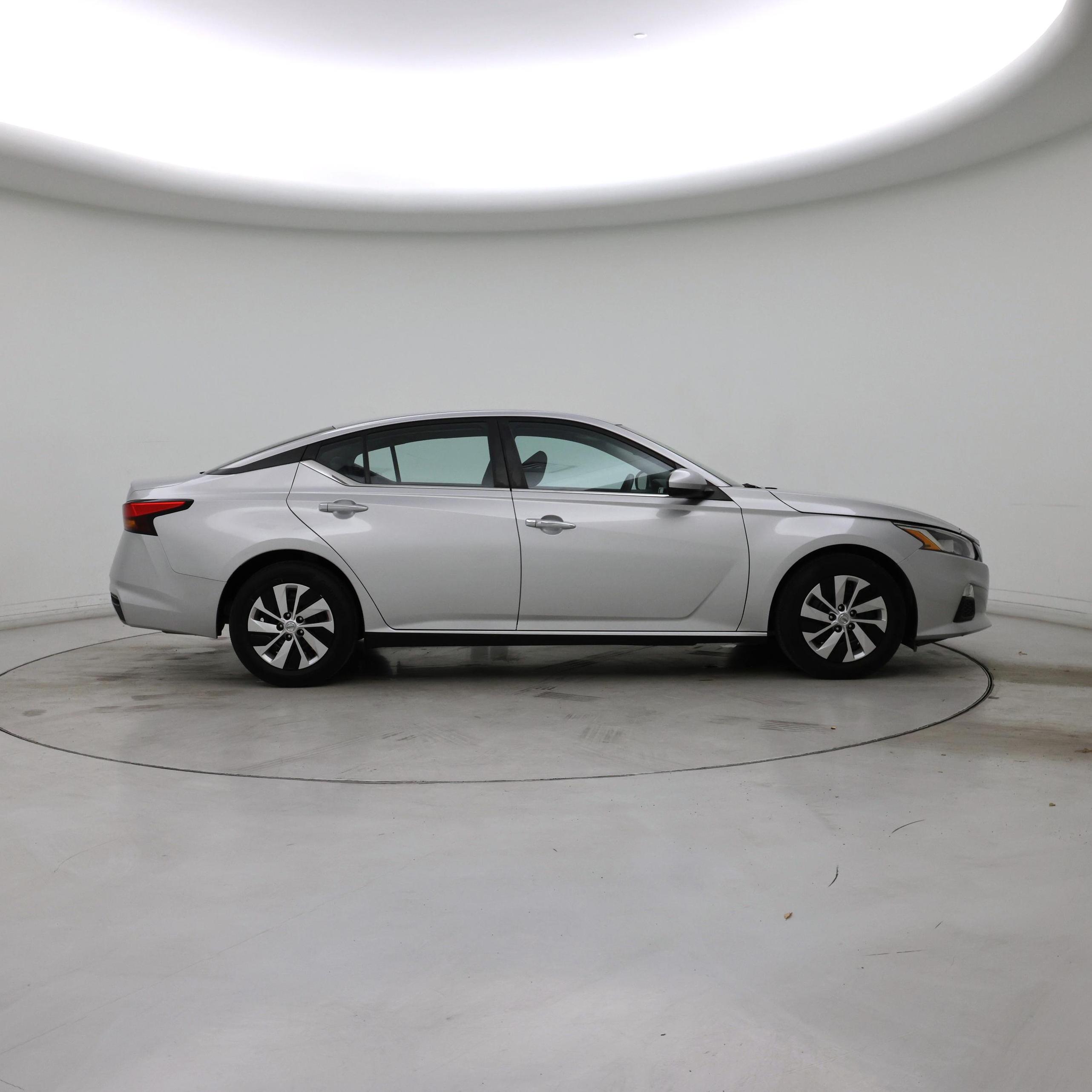 Thumbnail: 2021 Nissan Altima - 7