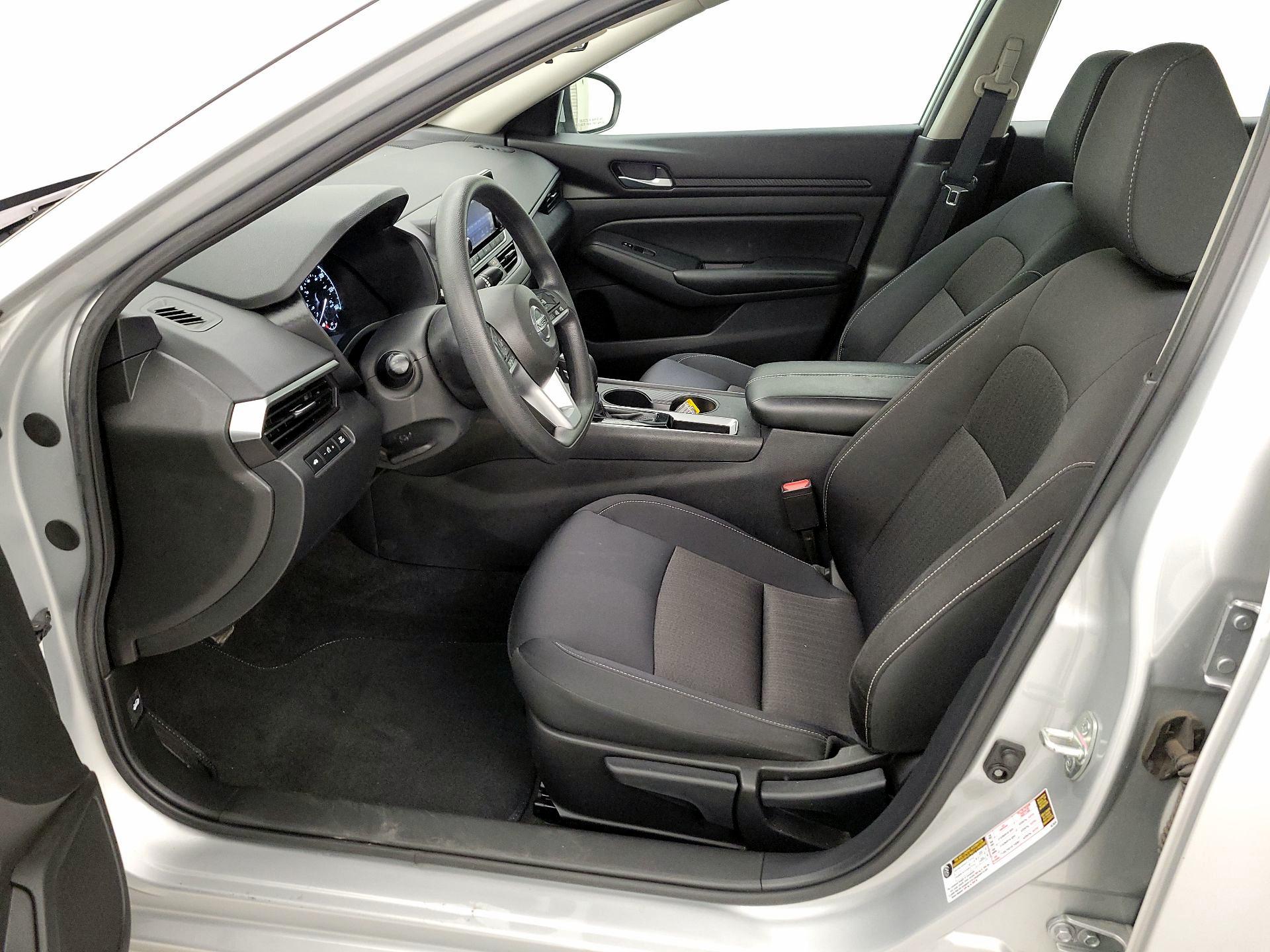 Thumbnail: 2021 Nissan Altima - 11