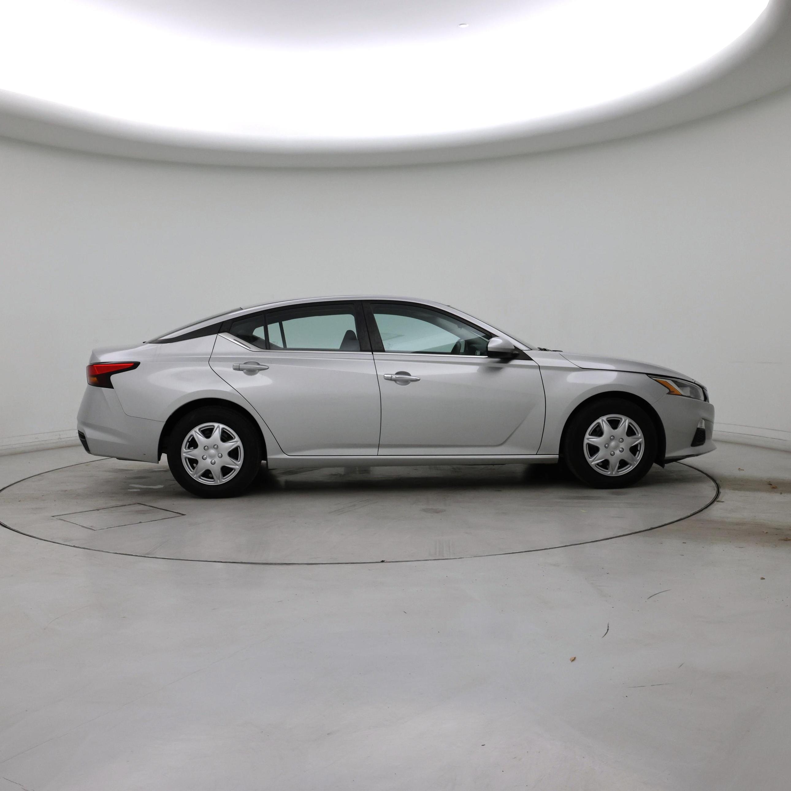 Thumbnail: 2021 Nissan Altima - 7