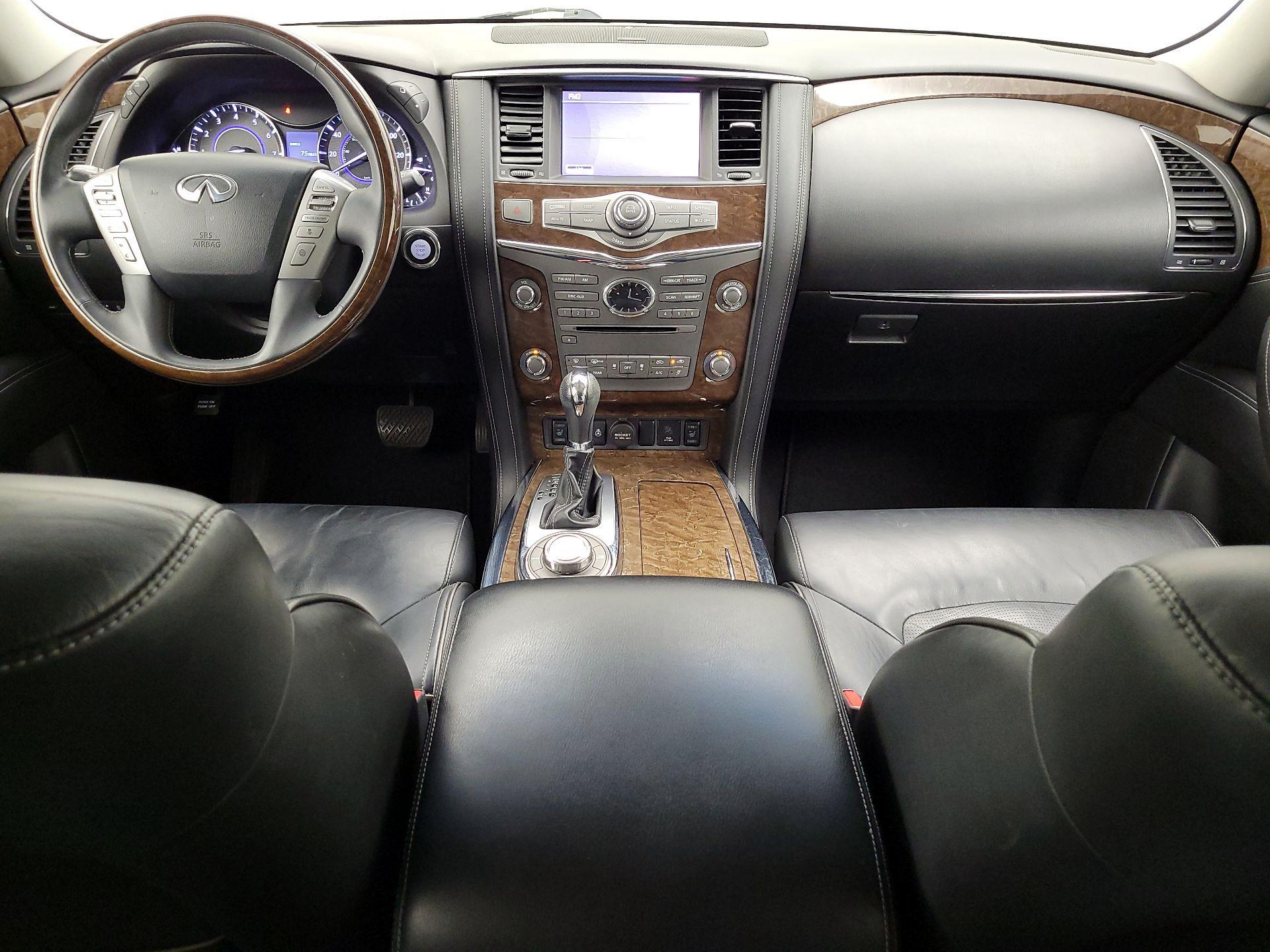 Thumbnail: 2017 INFINITI QX80 - 9