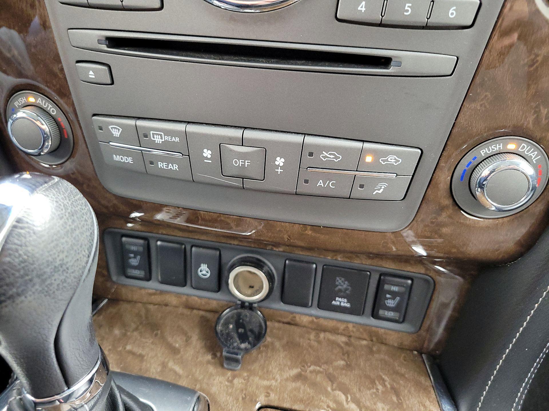 Thumbnail: 2017 INFINITI QX80 - 17