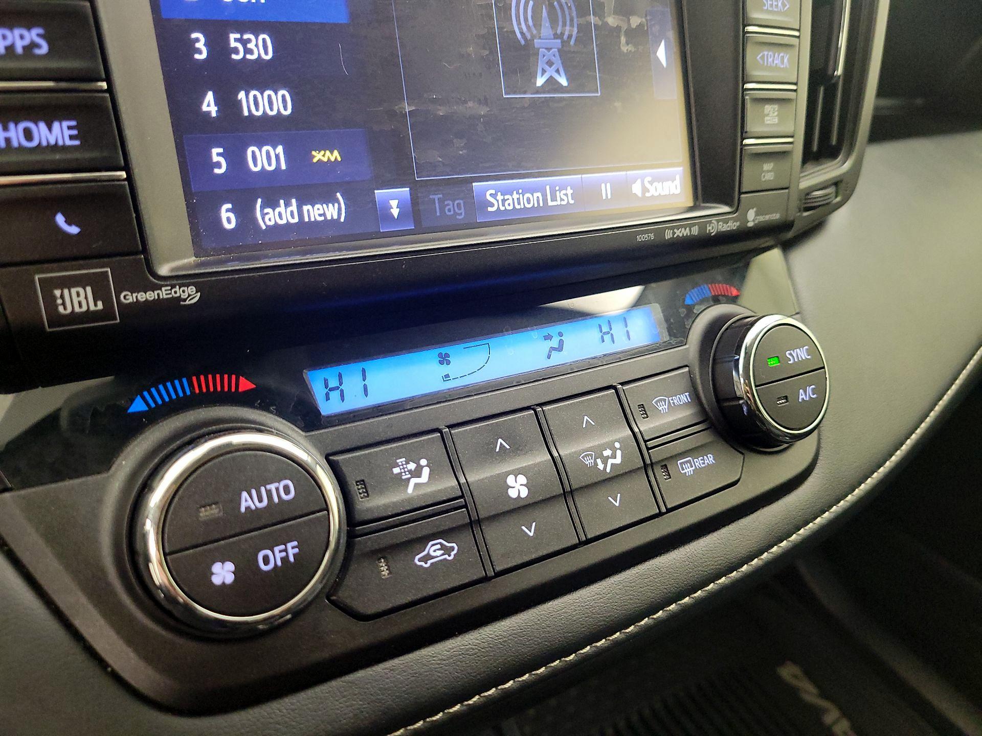 Thumbnail: 2018 Toyota RAV4 - 16