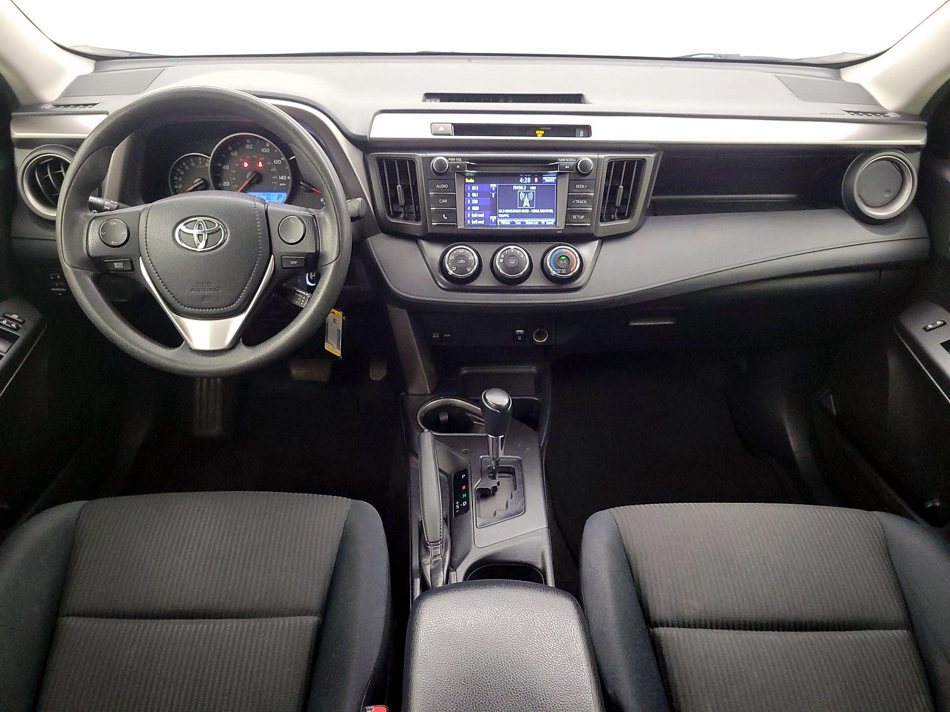 Thumbnail: 2016 Toyota RAV4 - 9