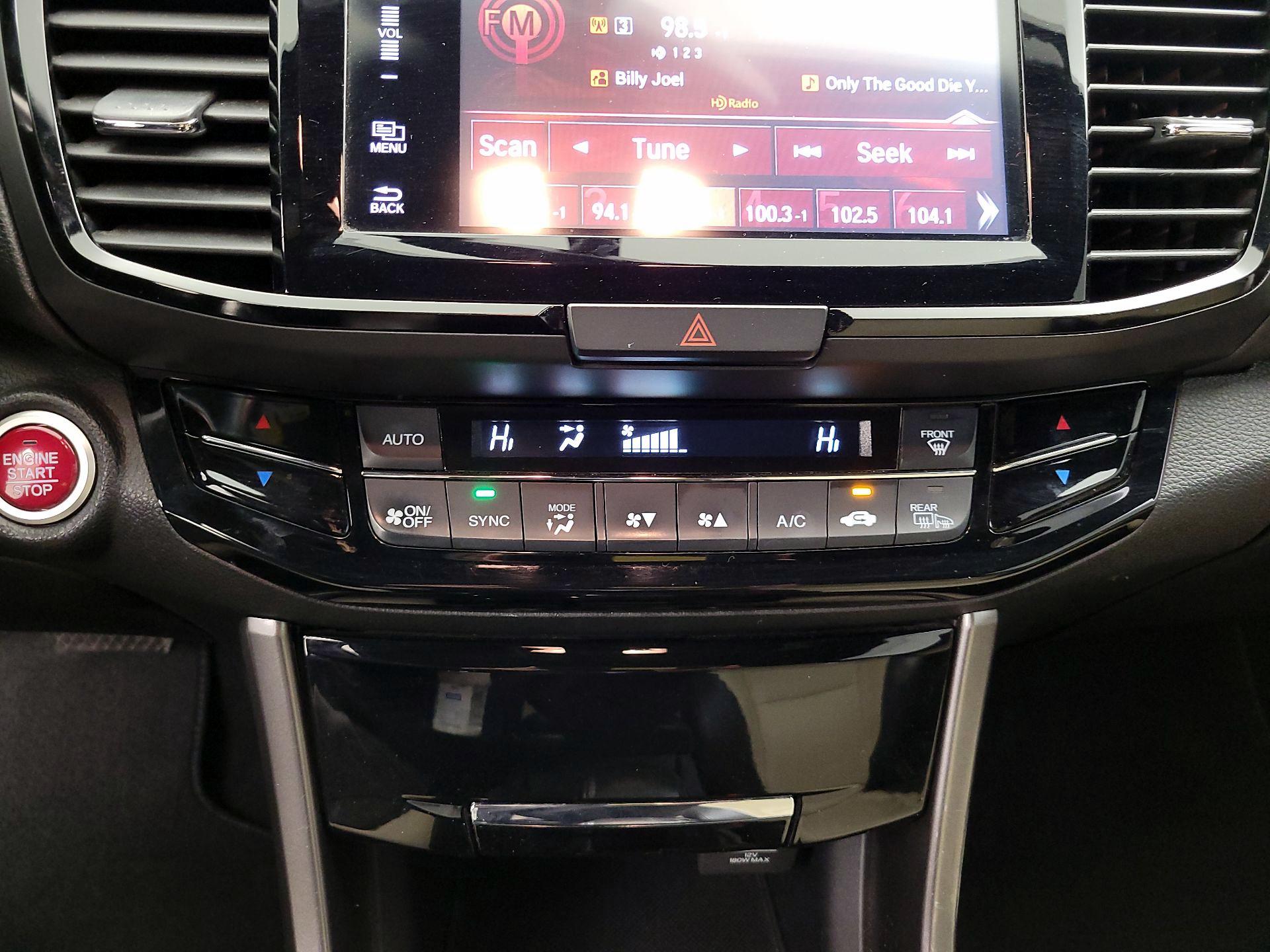 Thumbnail: 2017 Honda Accord - 16