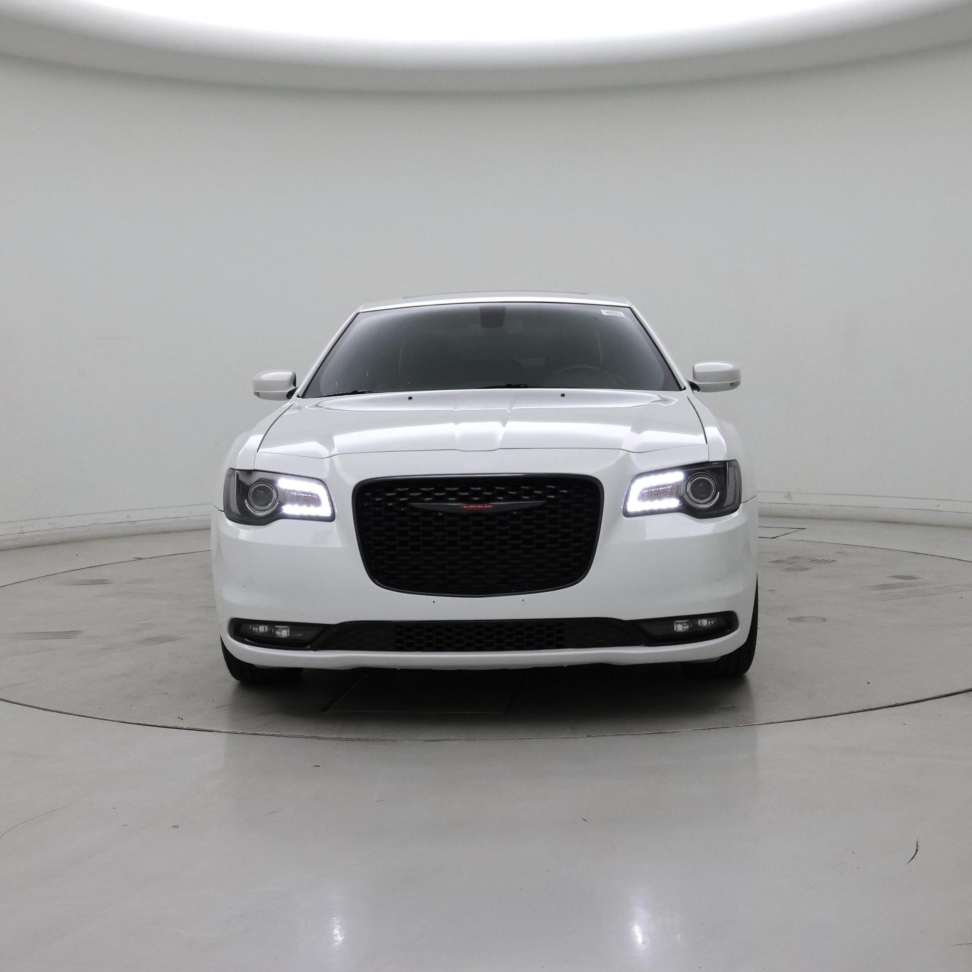 Thumbnail: 2022 Chrysler 300 - 5