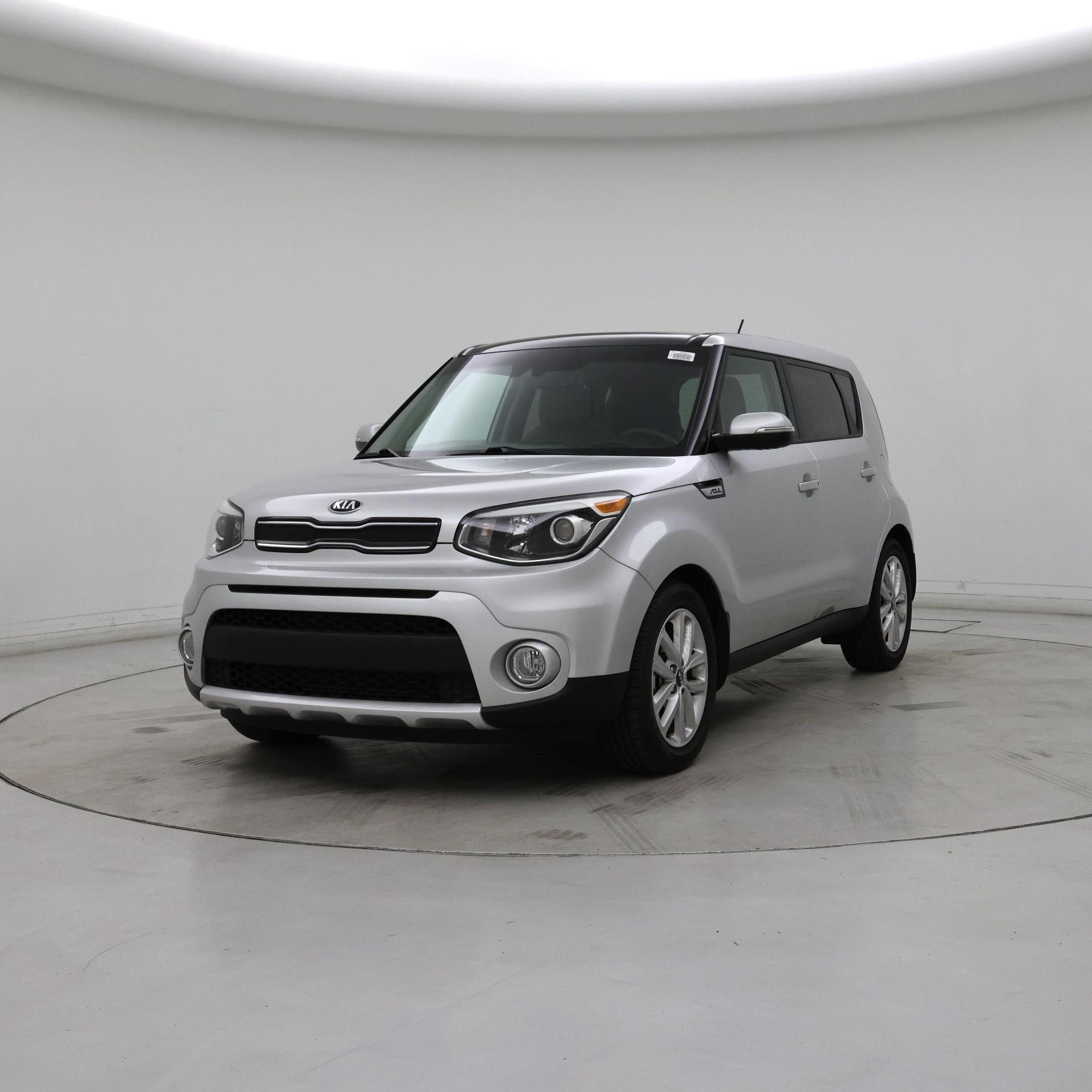 Thumbnail: 2017 Kia Soul - 4