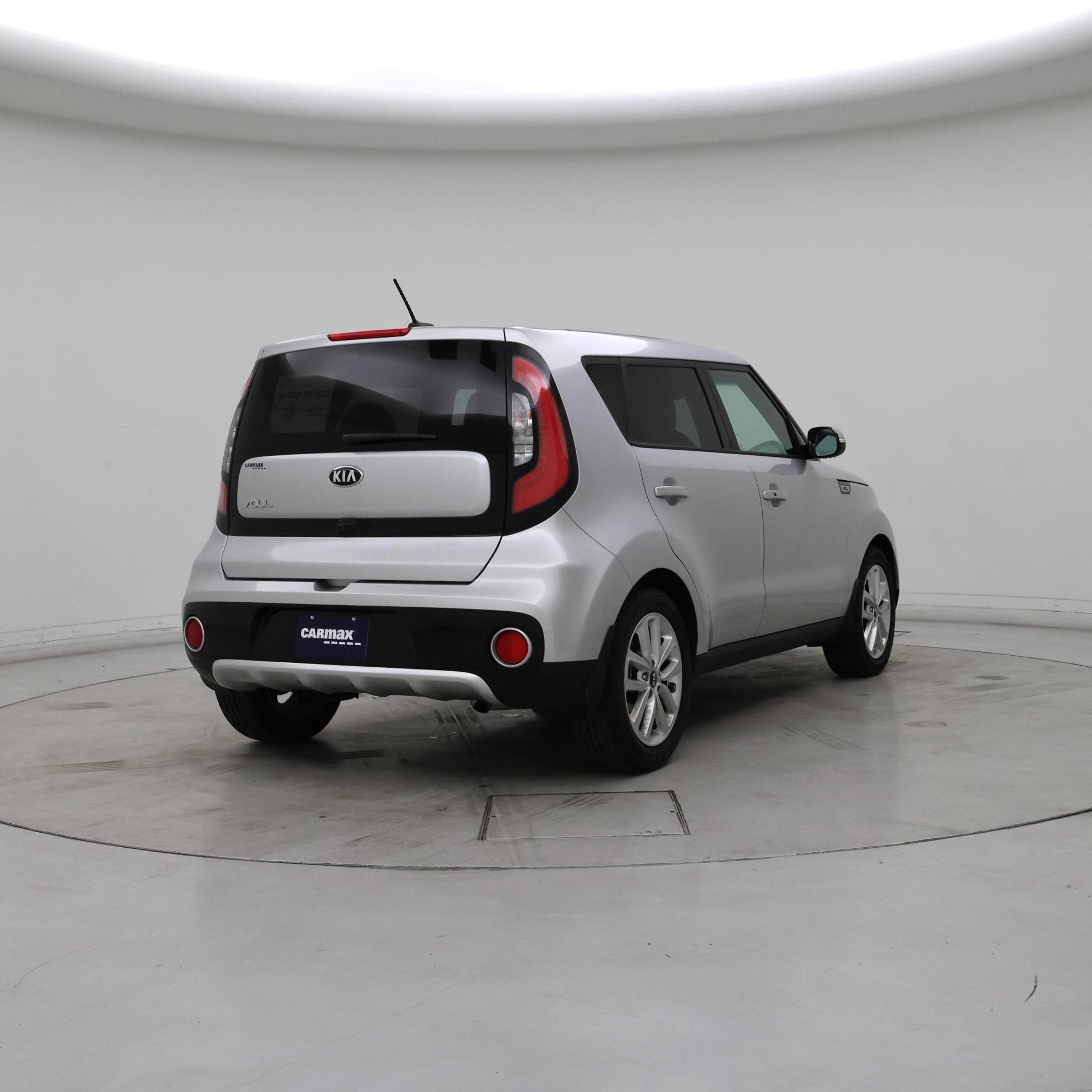 Thumbnail: 2017 Kia Soul - 8