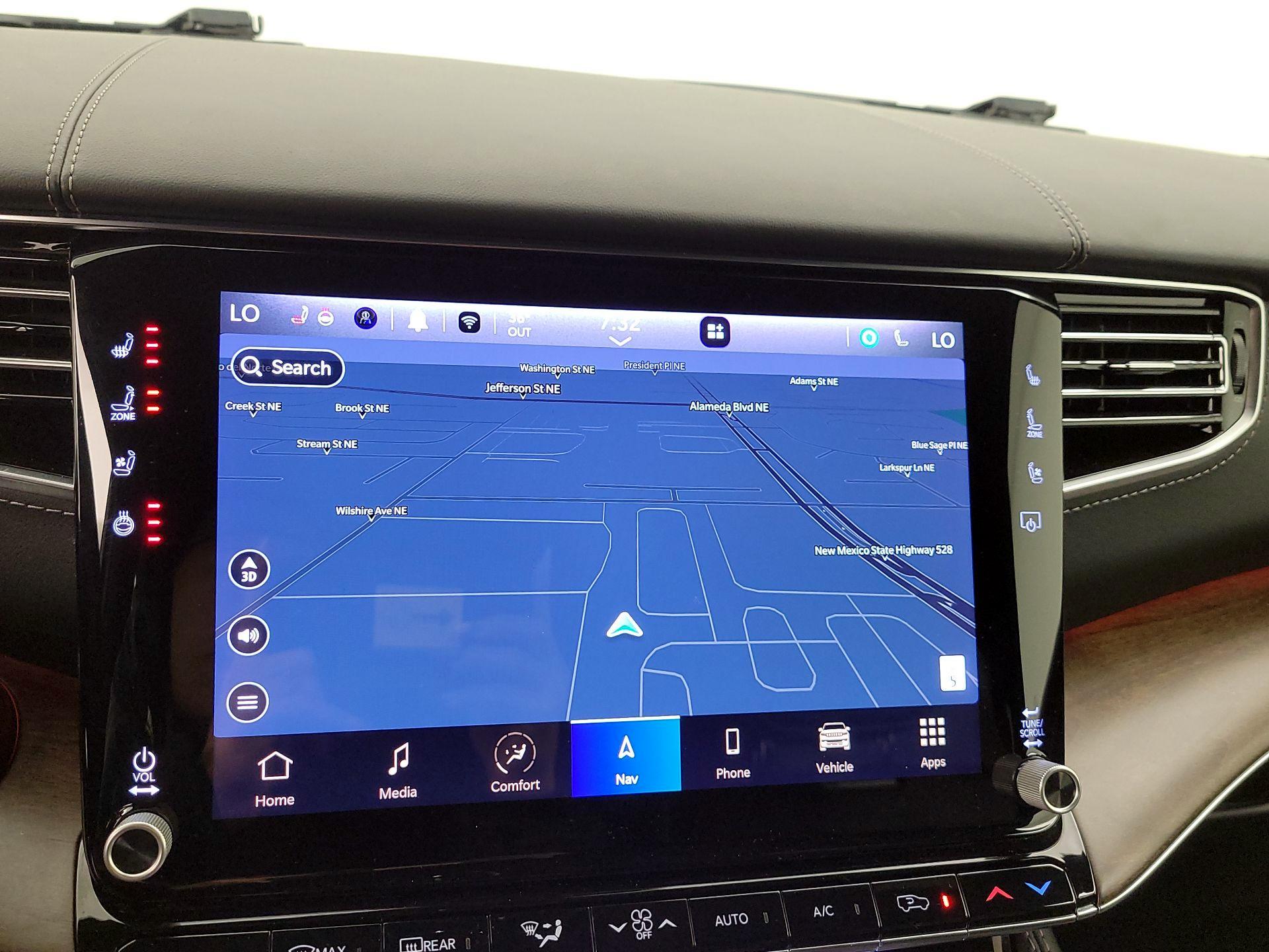 Thumbnail: 2023 Jeep Grand Wagoneer - 14