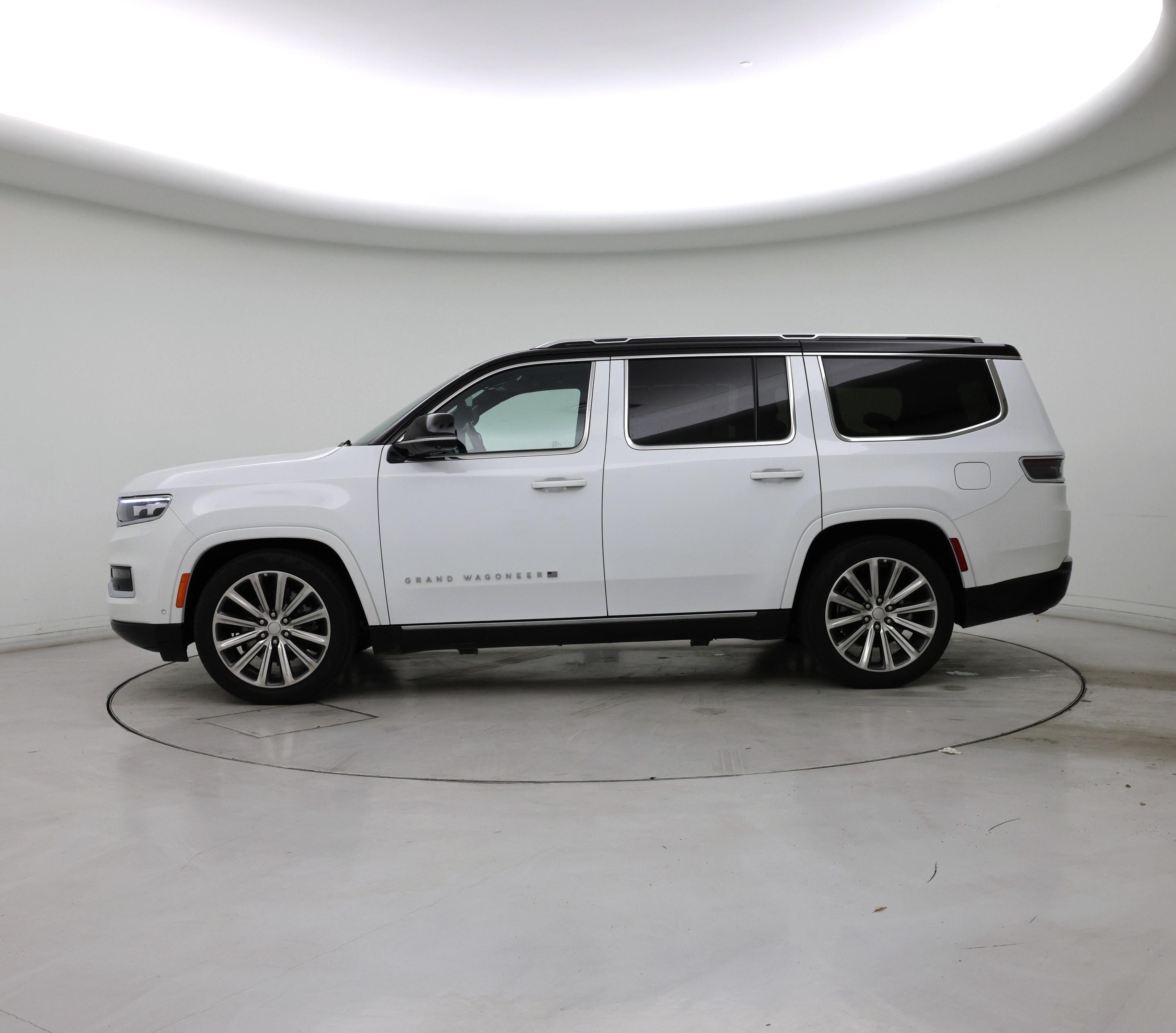 Thumbnail: 2023 Jeep Grand Wagoneer - 3