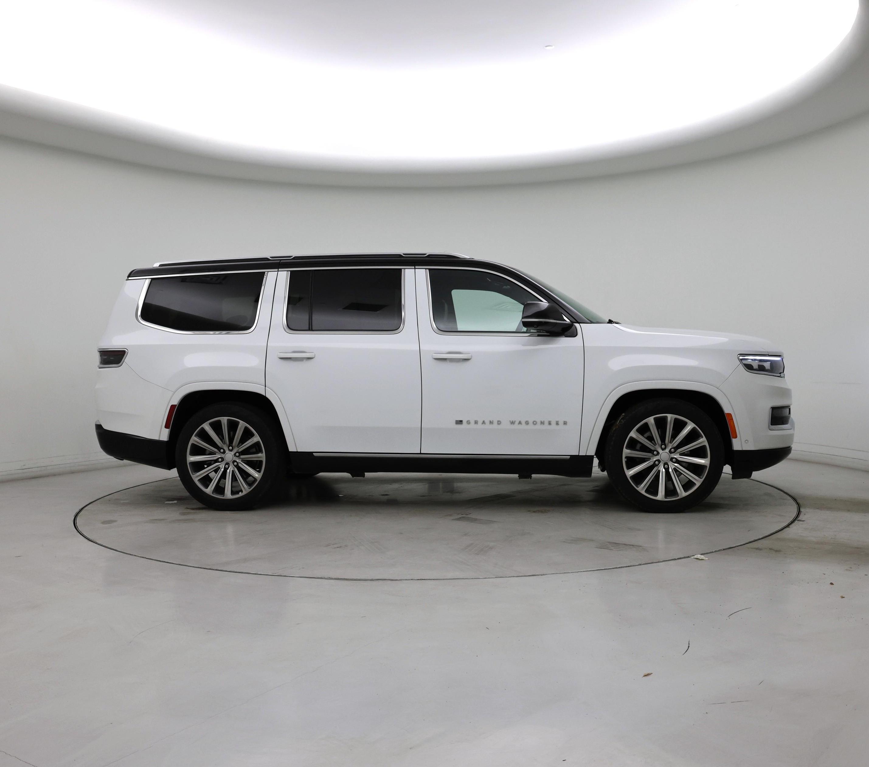 Thumbnail: 2023 Jeep Grand Wagoneer - 7