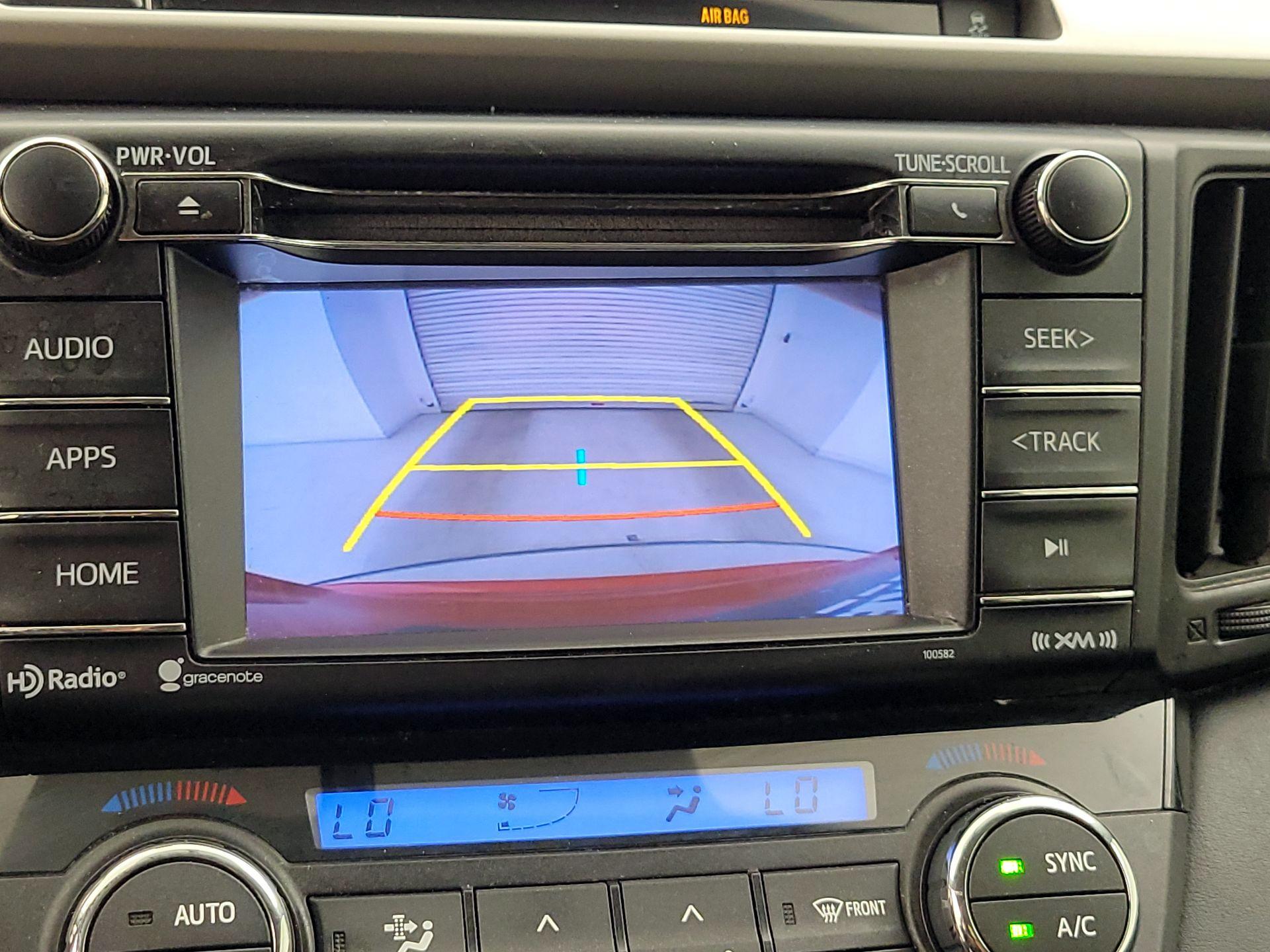 Thumbnail: 2016 Toyota RAV4 - 14