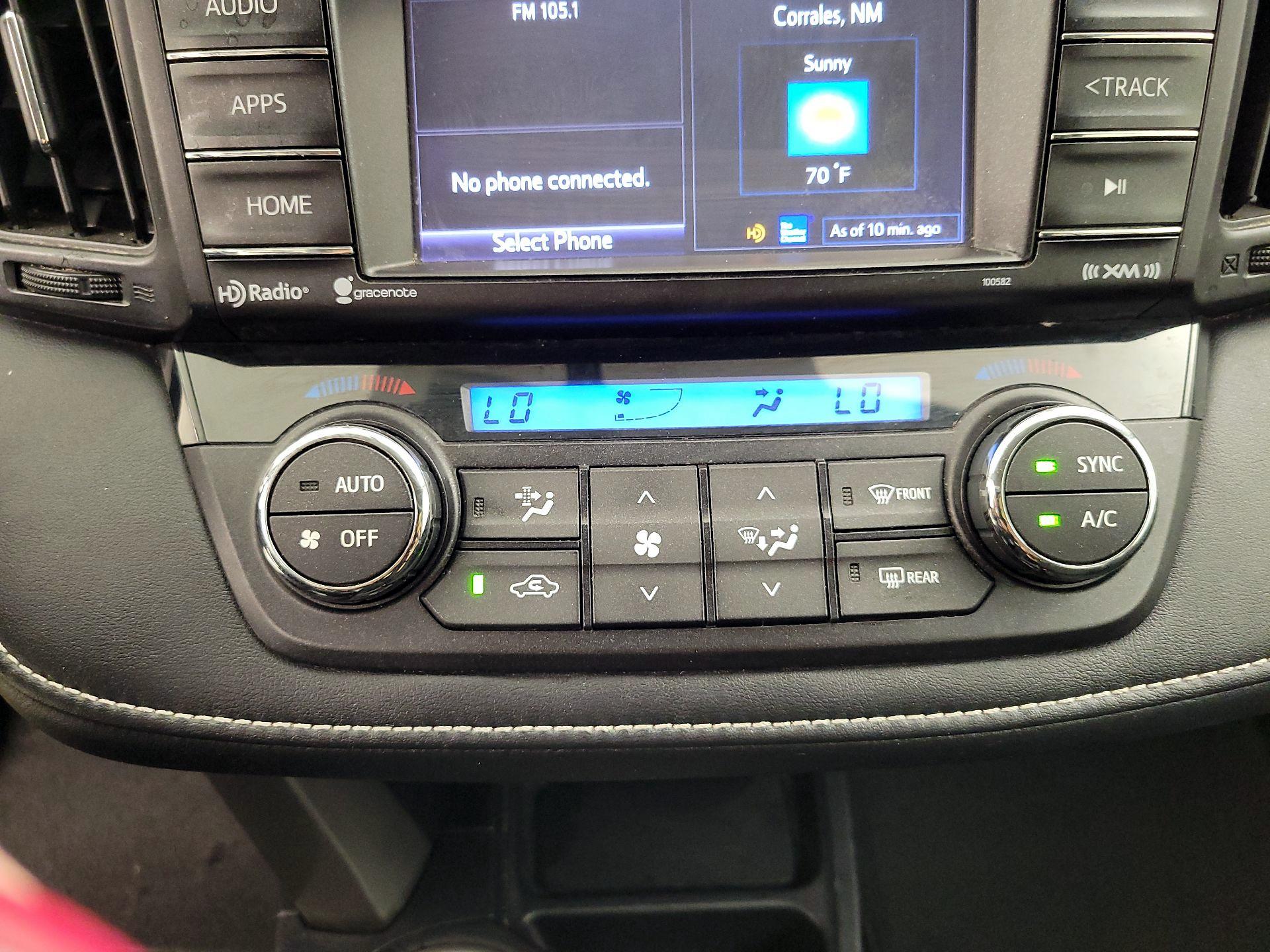 Thumbnail: 2016 Toyota RAV4 - 16