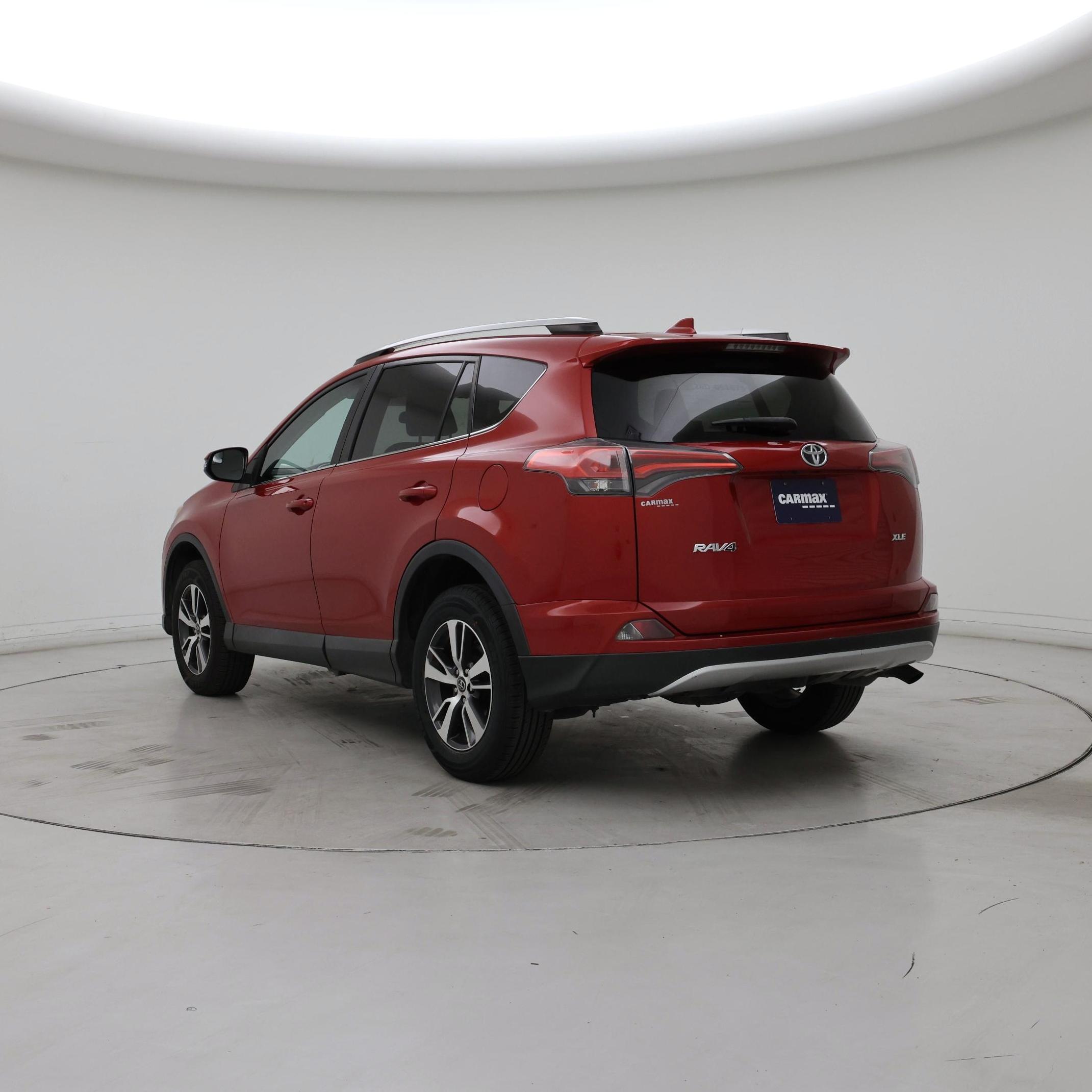 Thumbnail: 2016 Toyota RAV4 - 2