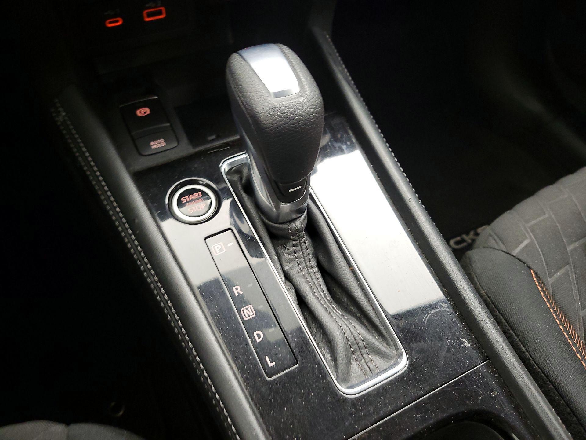 Thumbnail: 2022 Nissan Kicks - 15