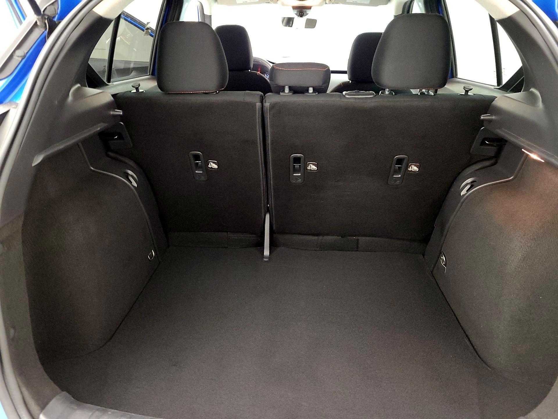 Thumbnail: 2022 Nissan Kicks - 16