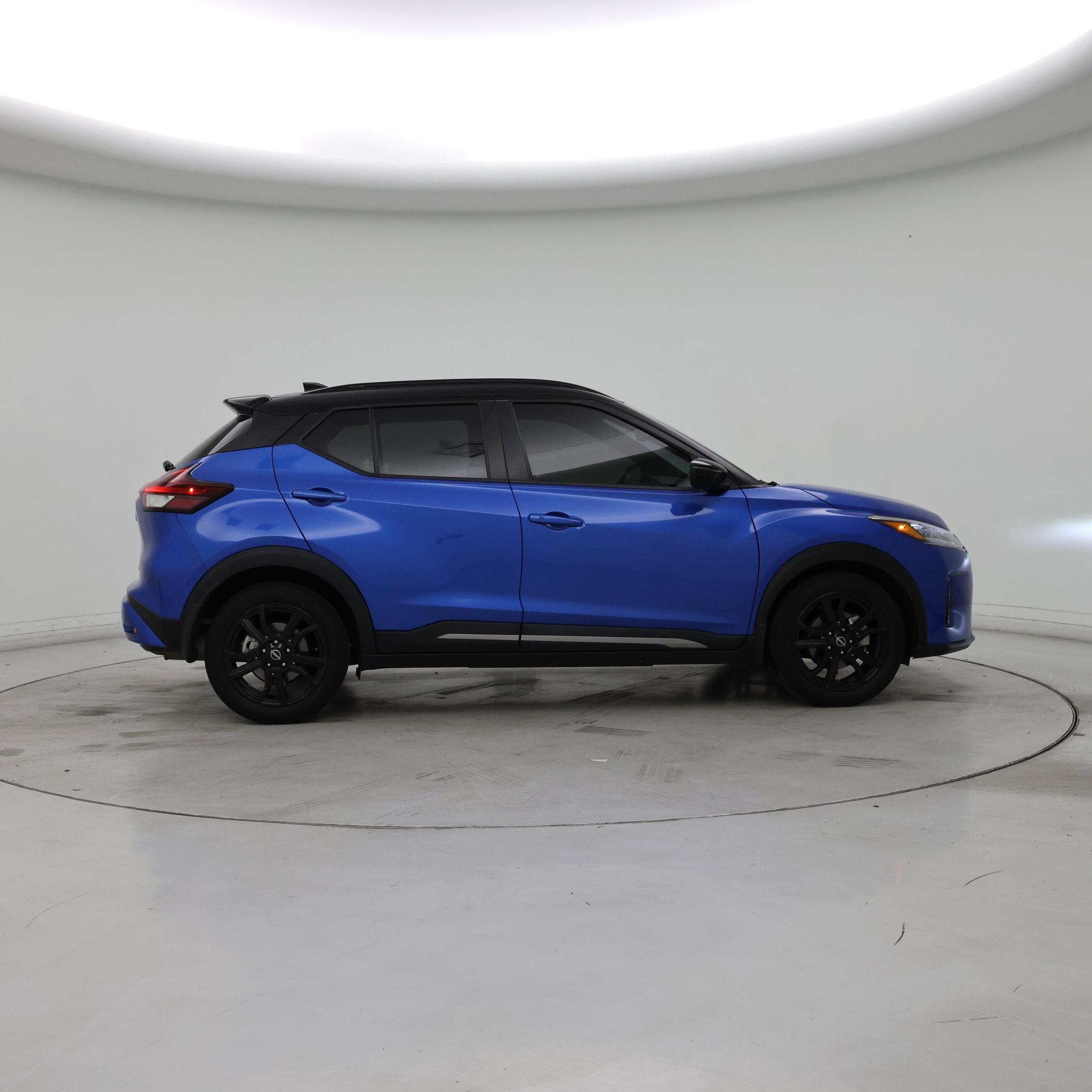 Thumbnail: 2022 Nissan Kicks - 7