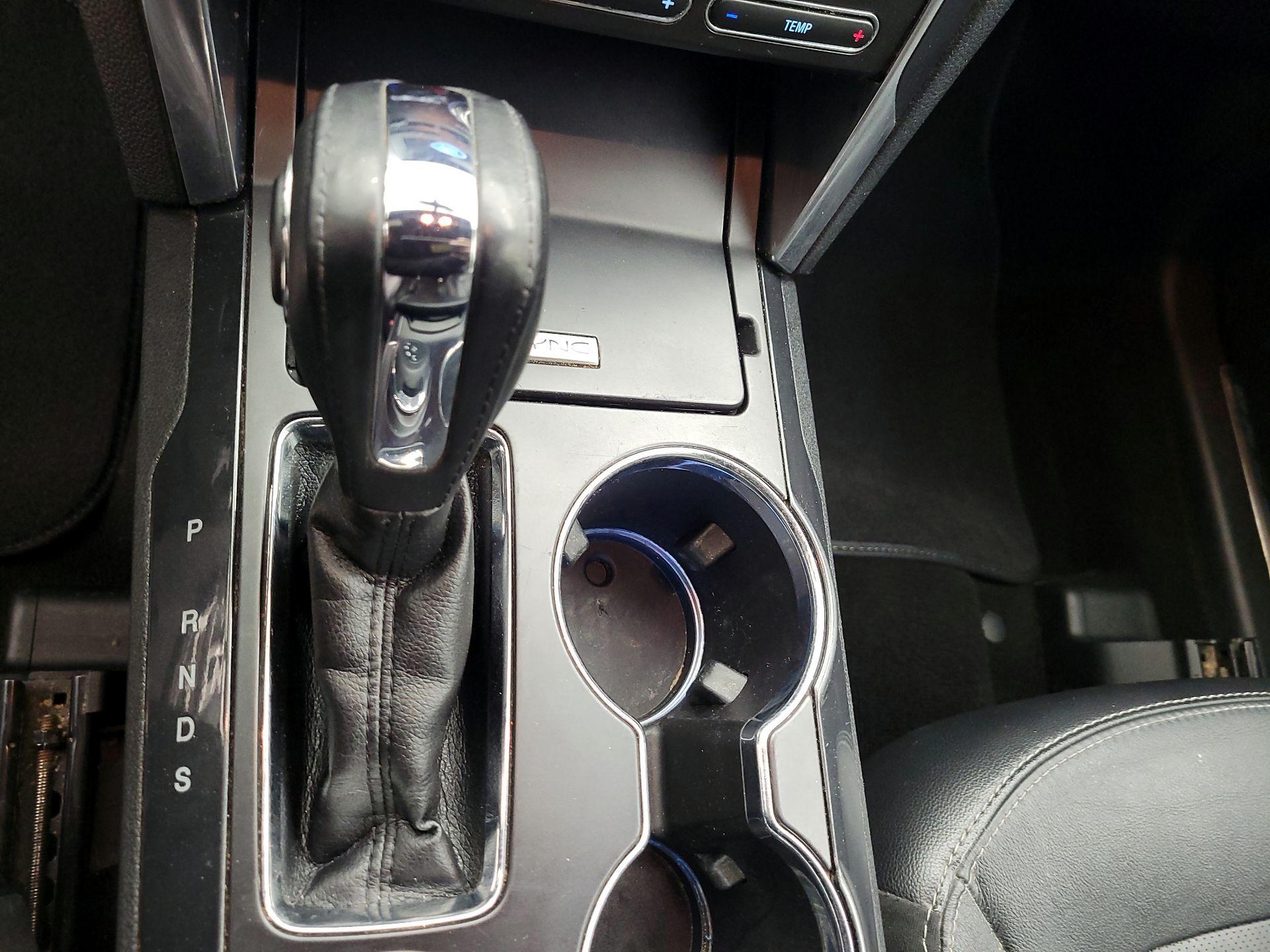 Thumbnail: 2019 Ford Explorer - 15