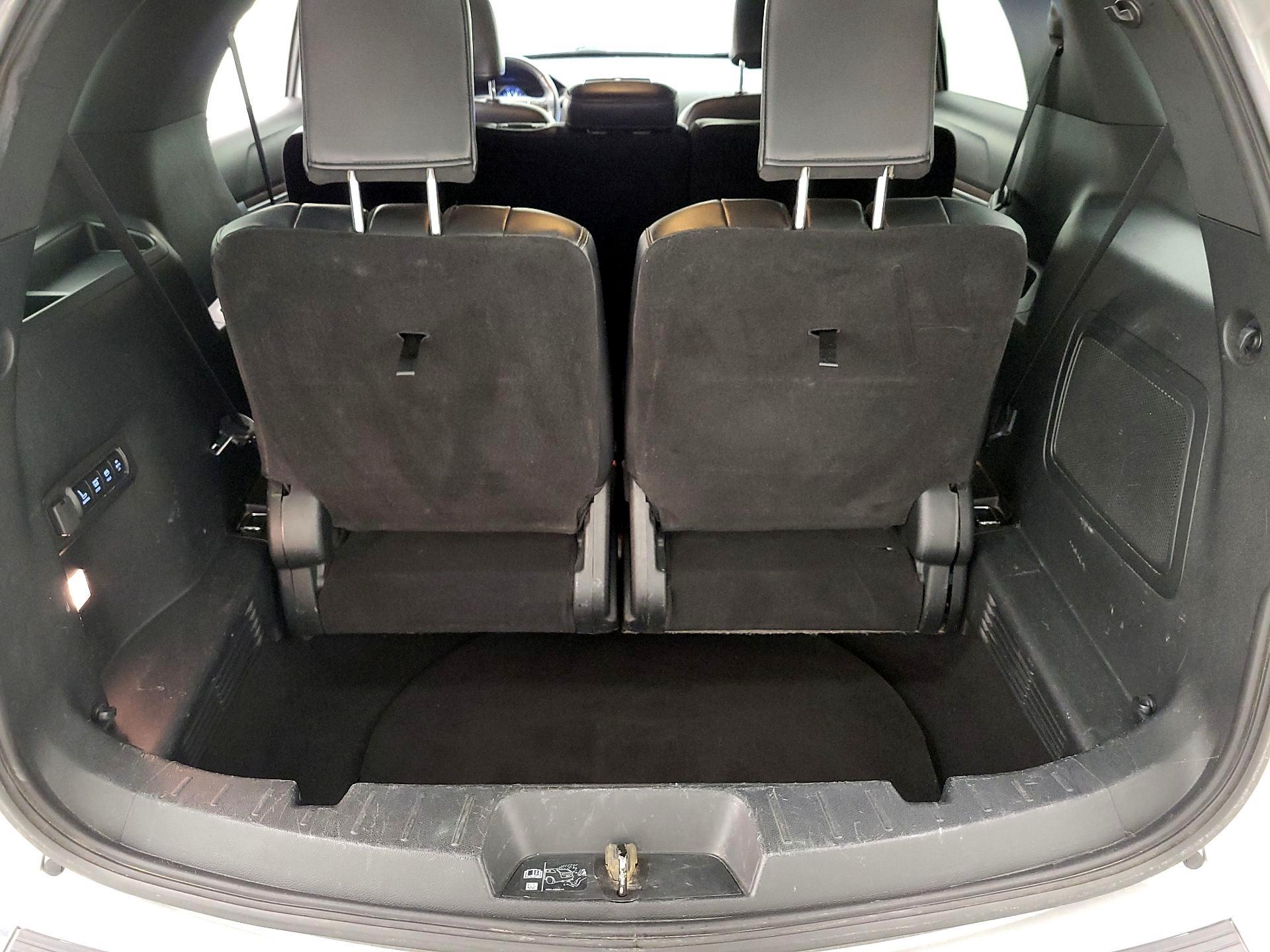 Thumbnail: 2019 Ford Explorer - 16