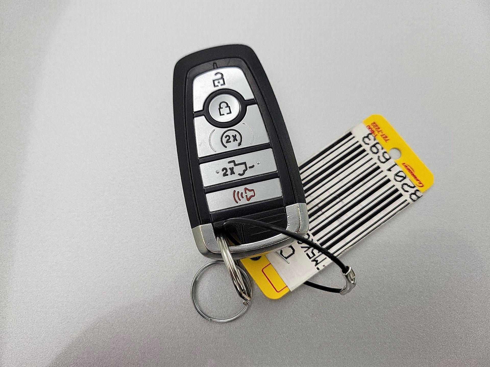 Thumbnail: 2019 Ford Explorer - 18