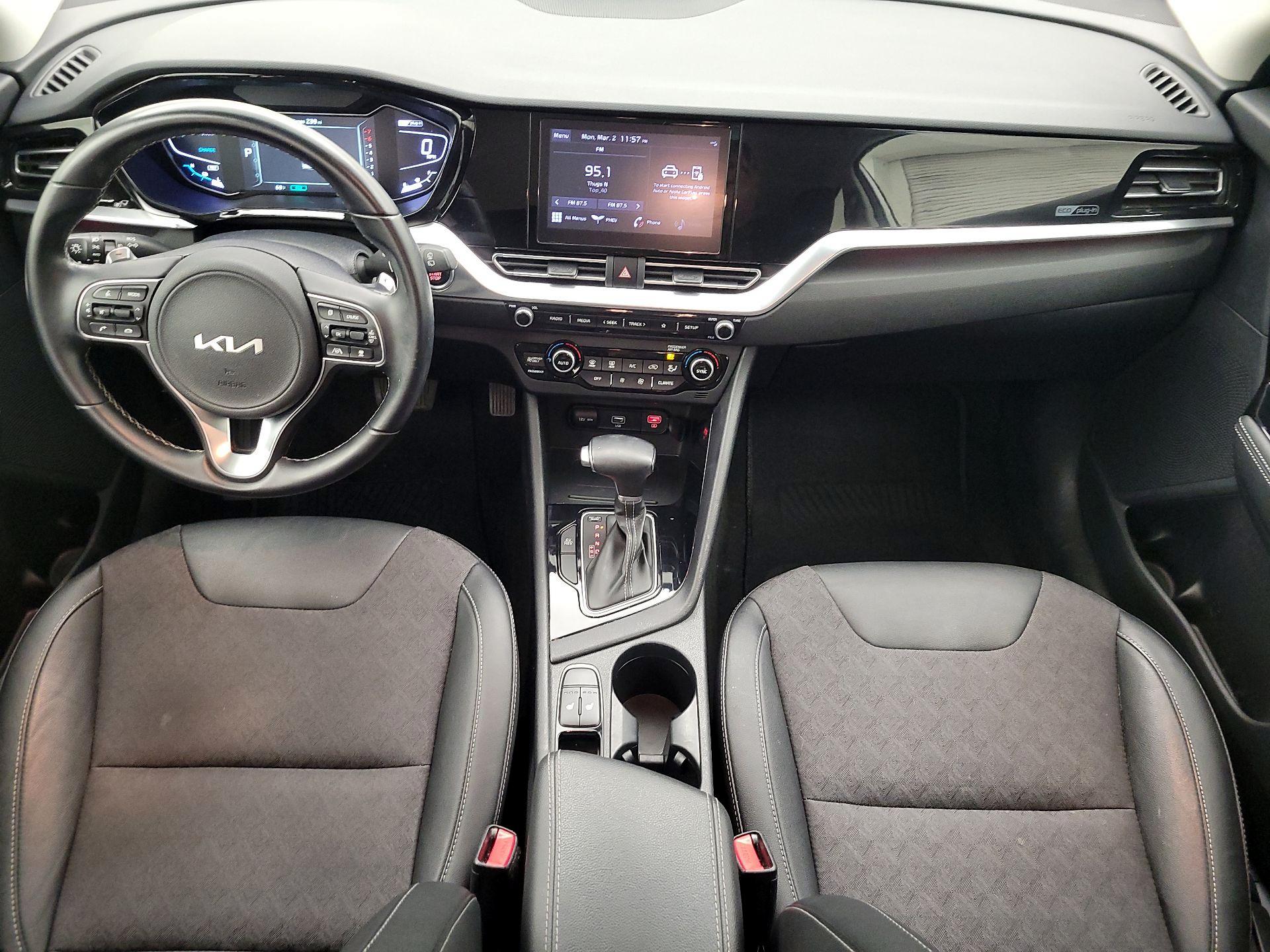 Thumbnail: 2022 Kia Niro - 9