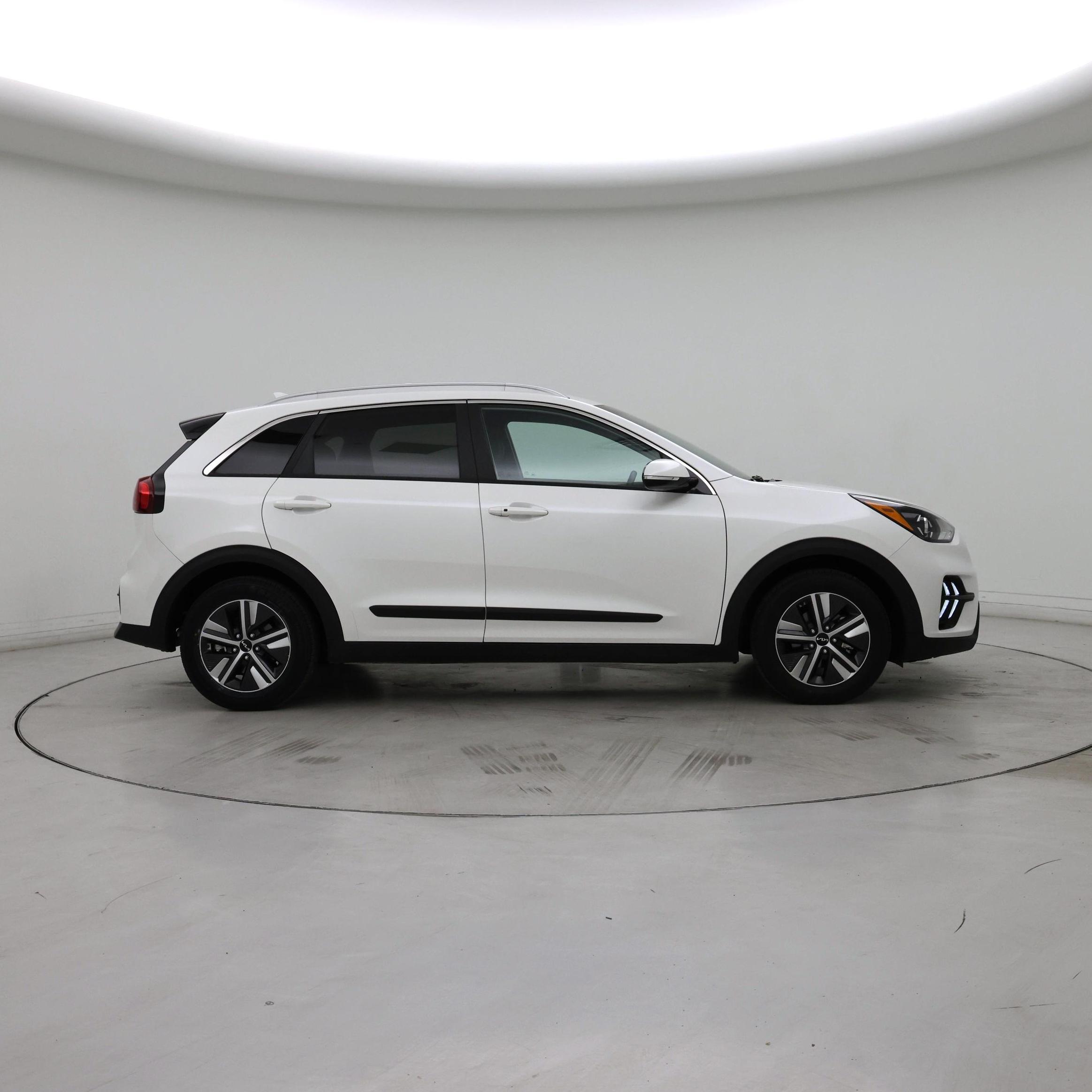 Thumbnail: 2022 Kia Niro - 7