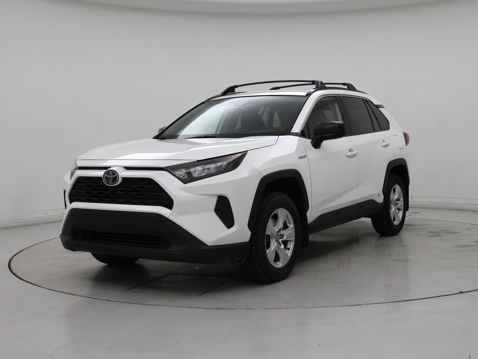 2021 Toyota RAV4 LE - Photo 5