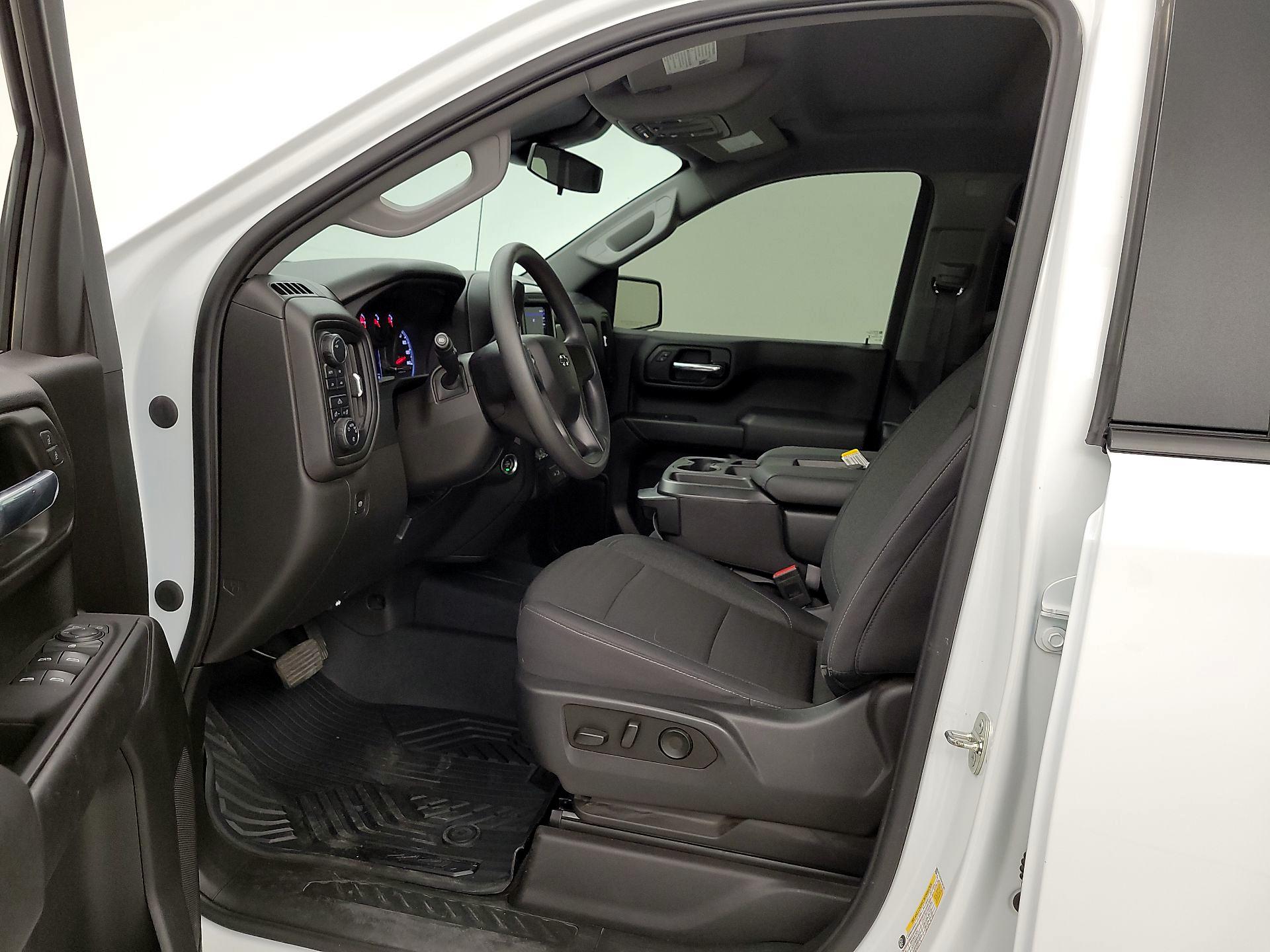 Thumbnail: 2023 Chevrolet Silverado 1500 - 11