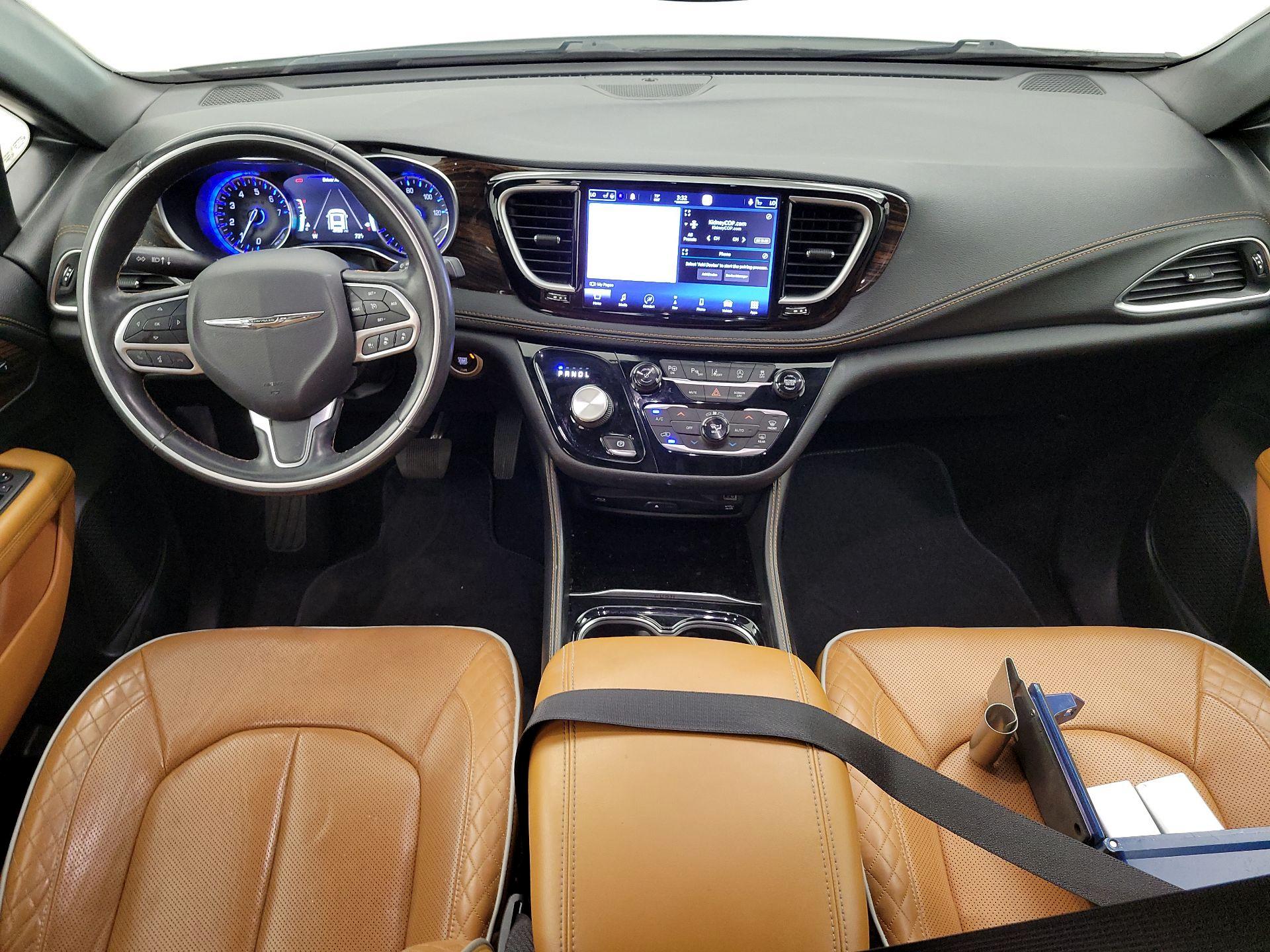 Thumbnail: 2021 Chrysler Pacifica - 9