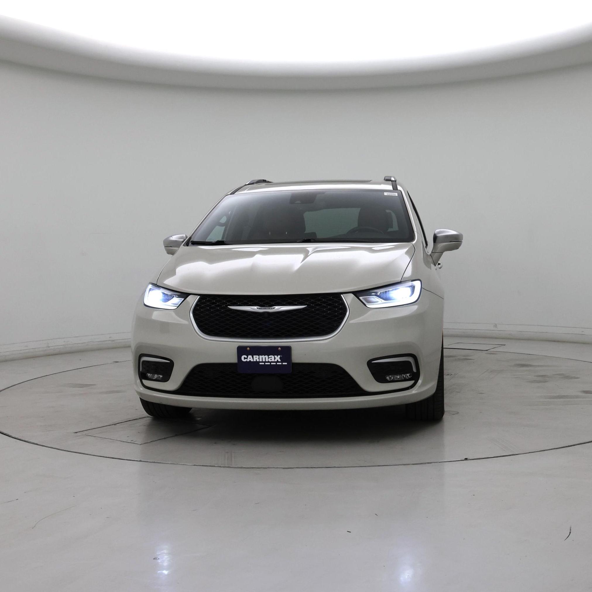 Thumbnail: 2021 Chrysler Pacifica - 5