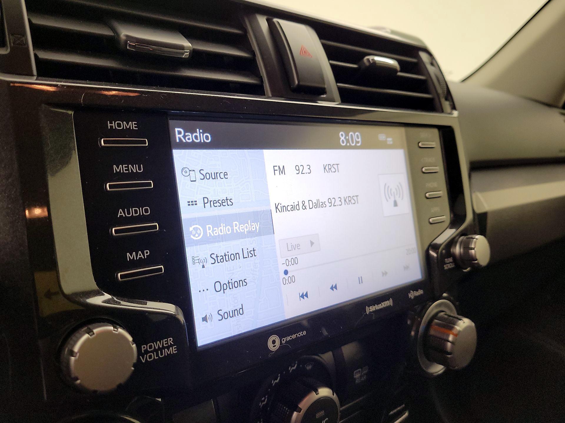 Thumbnail: 2020 Toyota 4Runner - 16