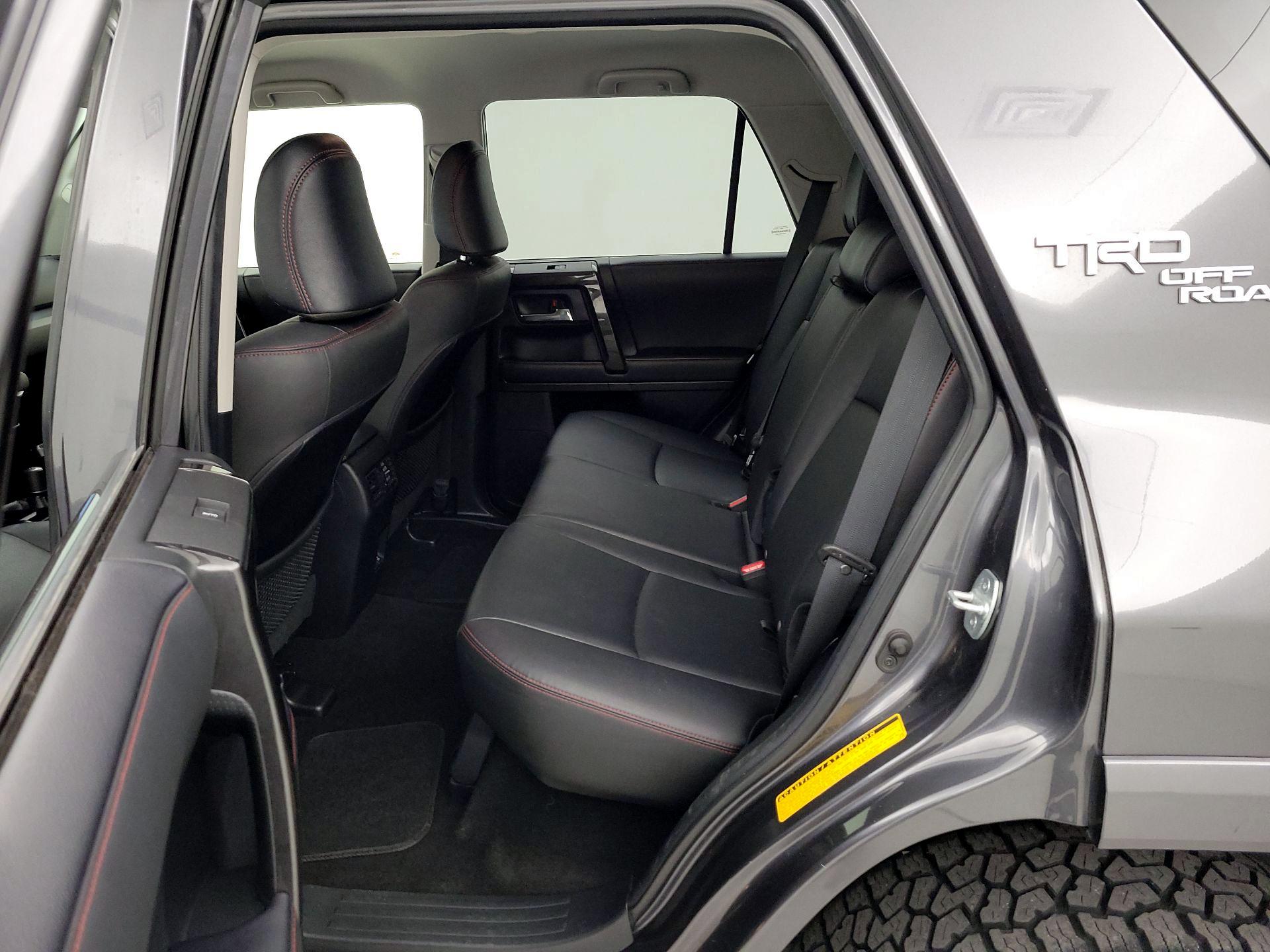 Thumbnail: 2020 Toyota 4Runner - 20