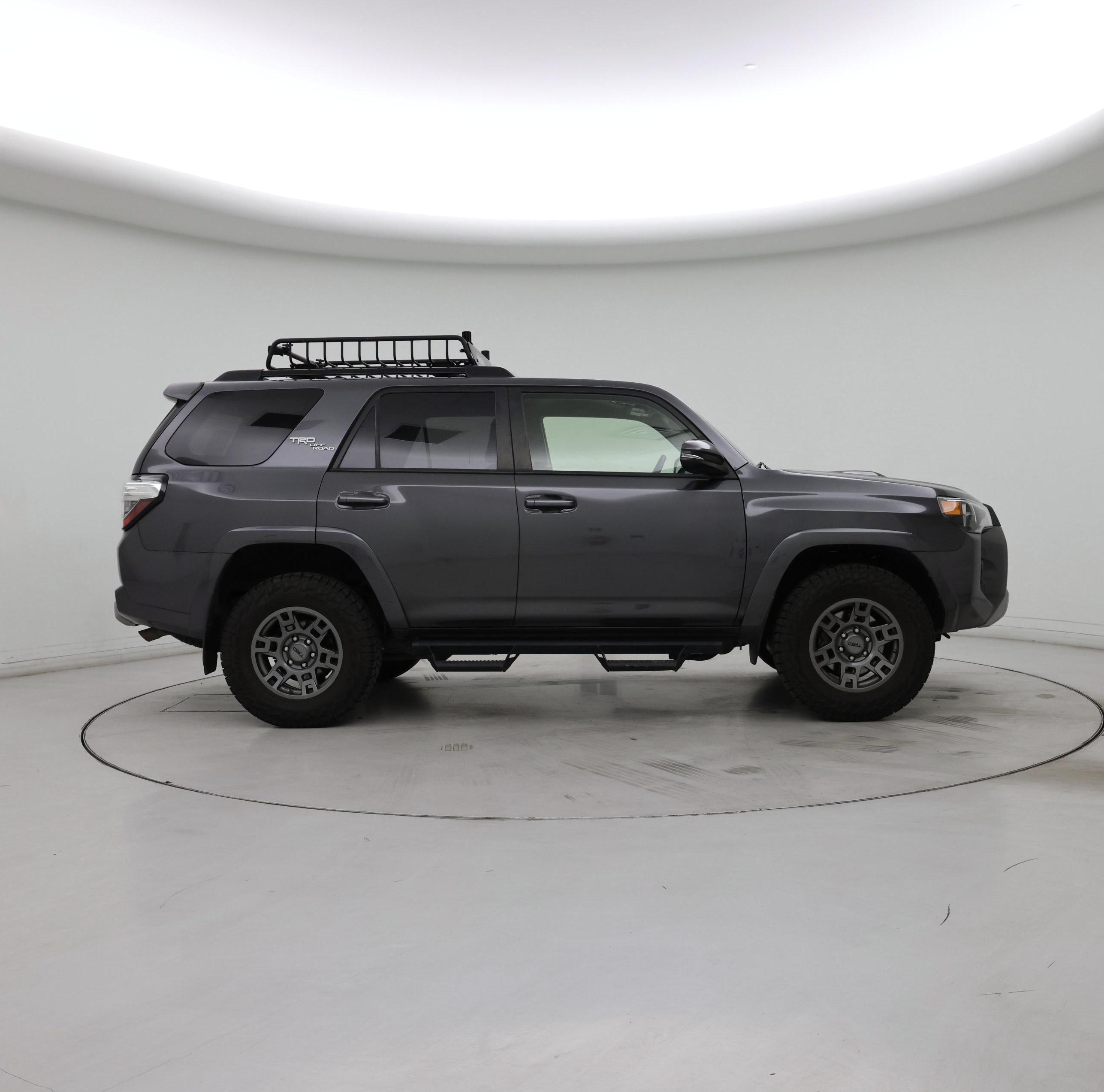 Thumbnail: 2020 Toyota 4Runner - 7