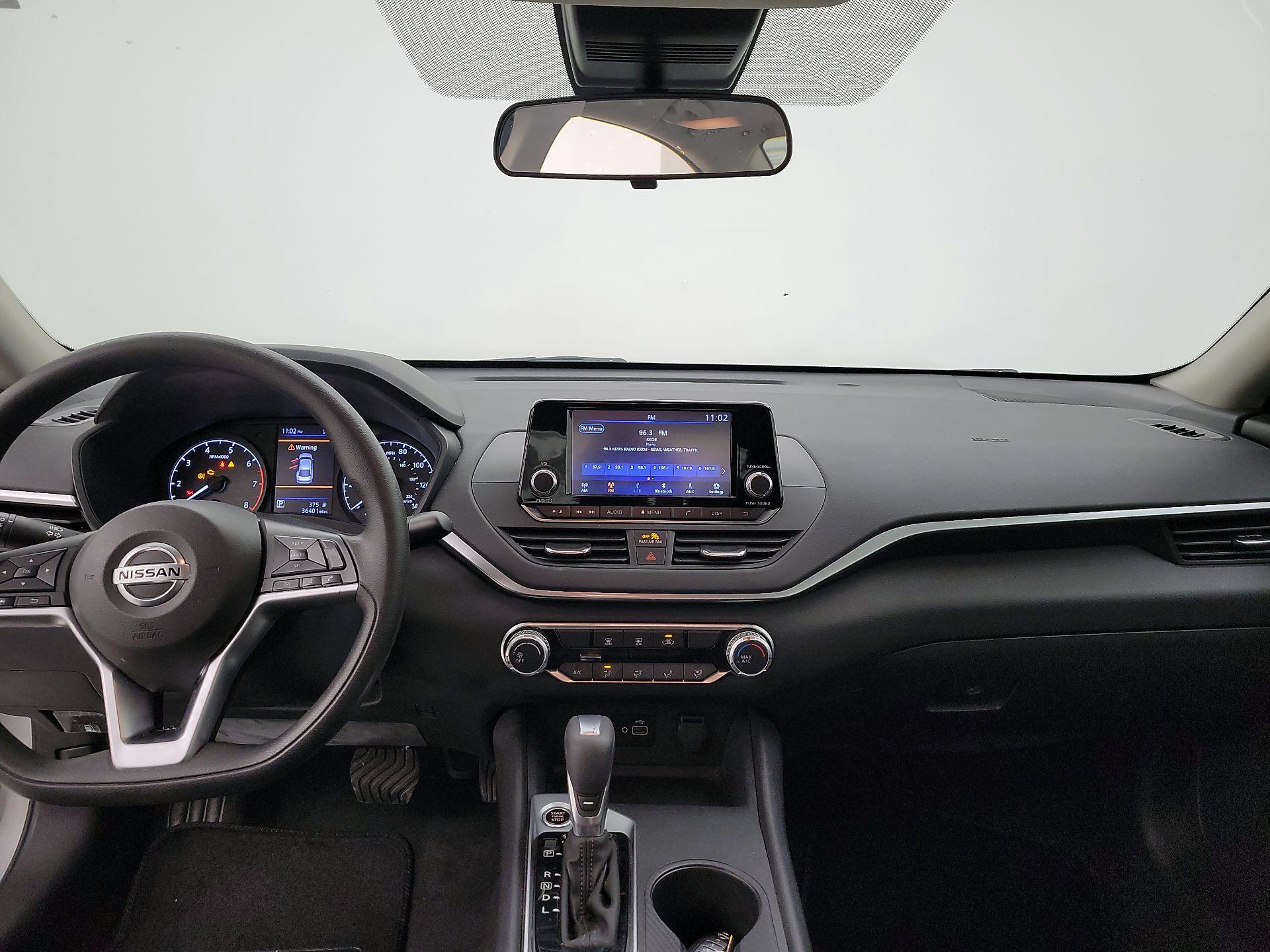 Thumbnail: 2021 Nissan Altima - 9