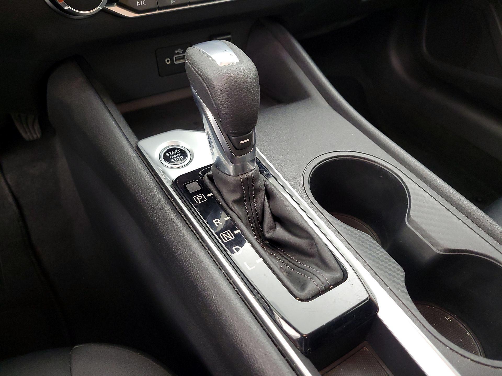 Thumbnail: 2021 Nissan Altima - 17