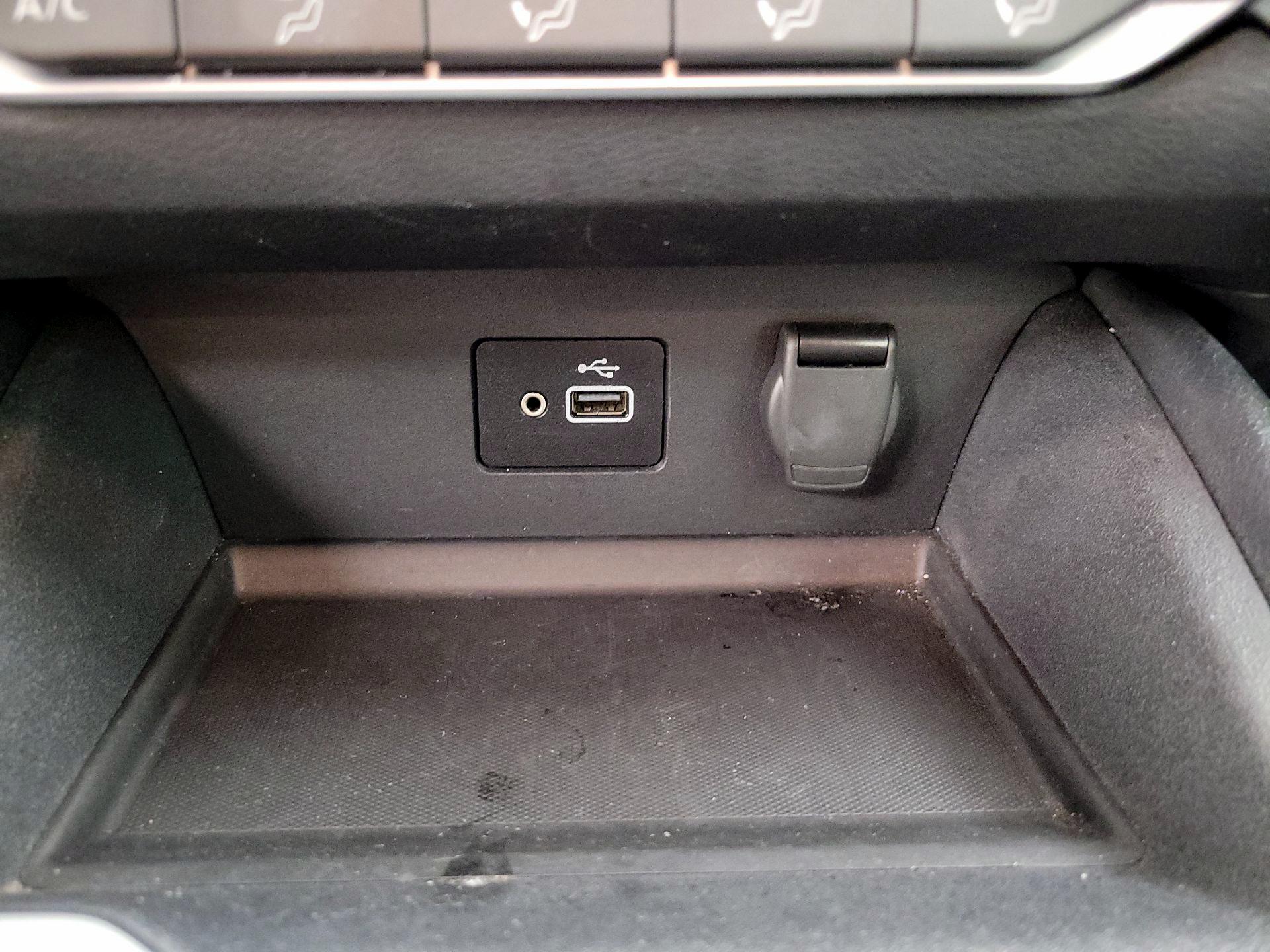 Thumbnail: 2021 Nissan Altima - 18