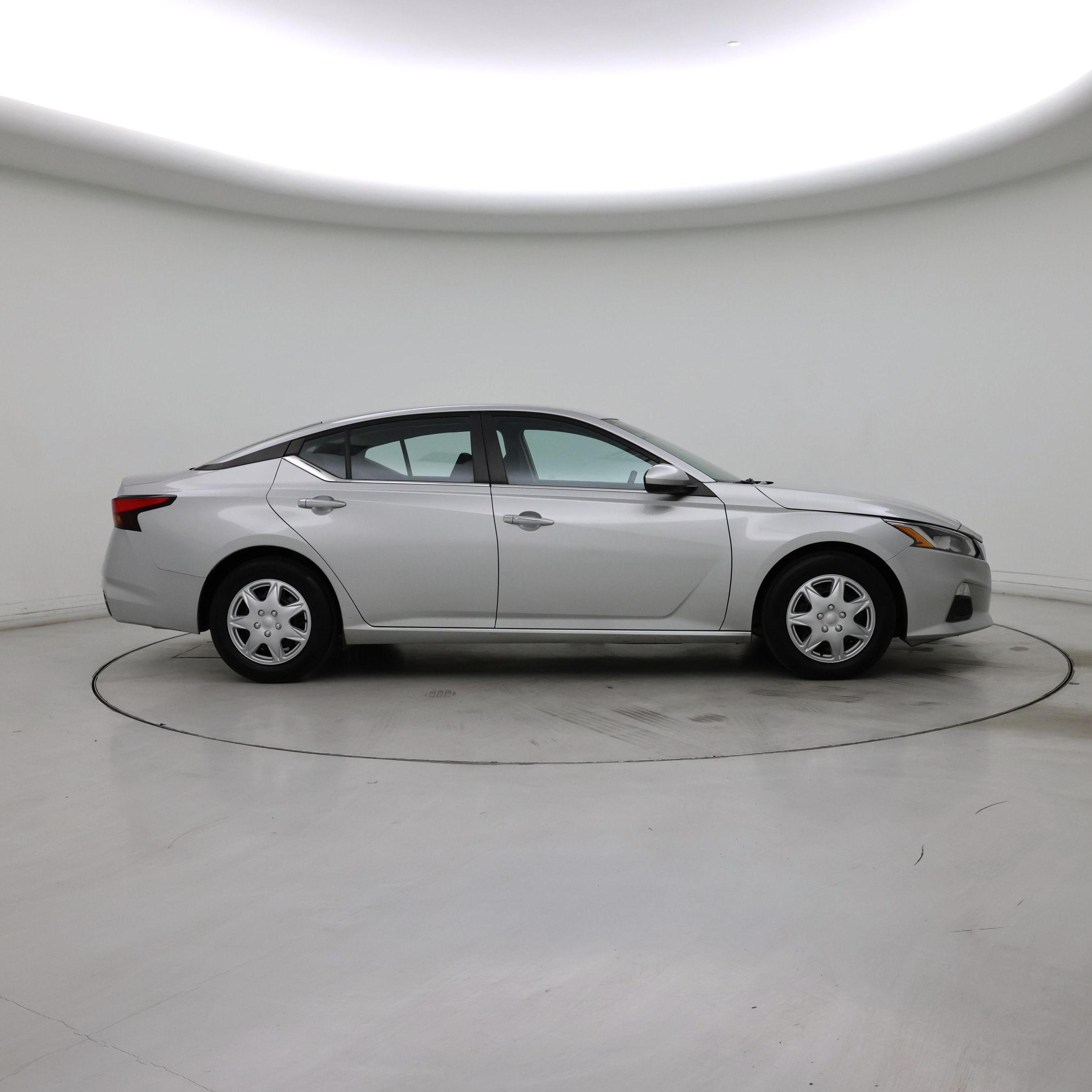 Thumbnail: 2021 Nissan Altima - 7