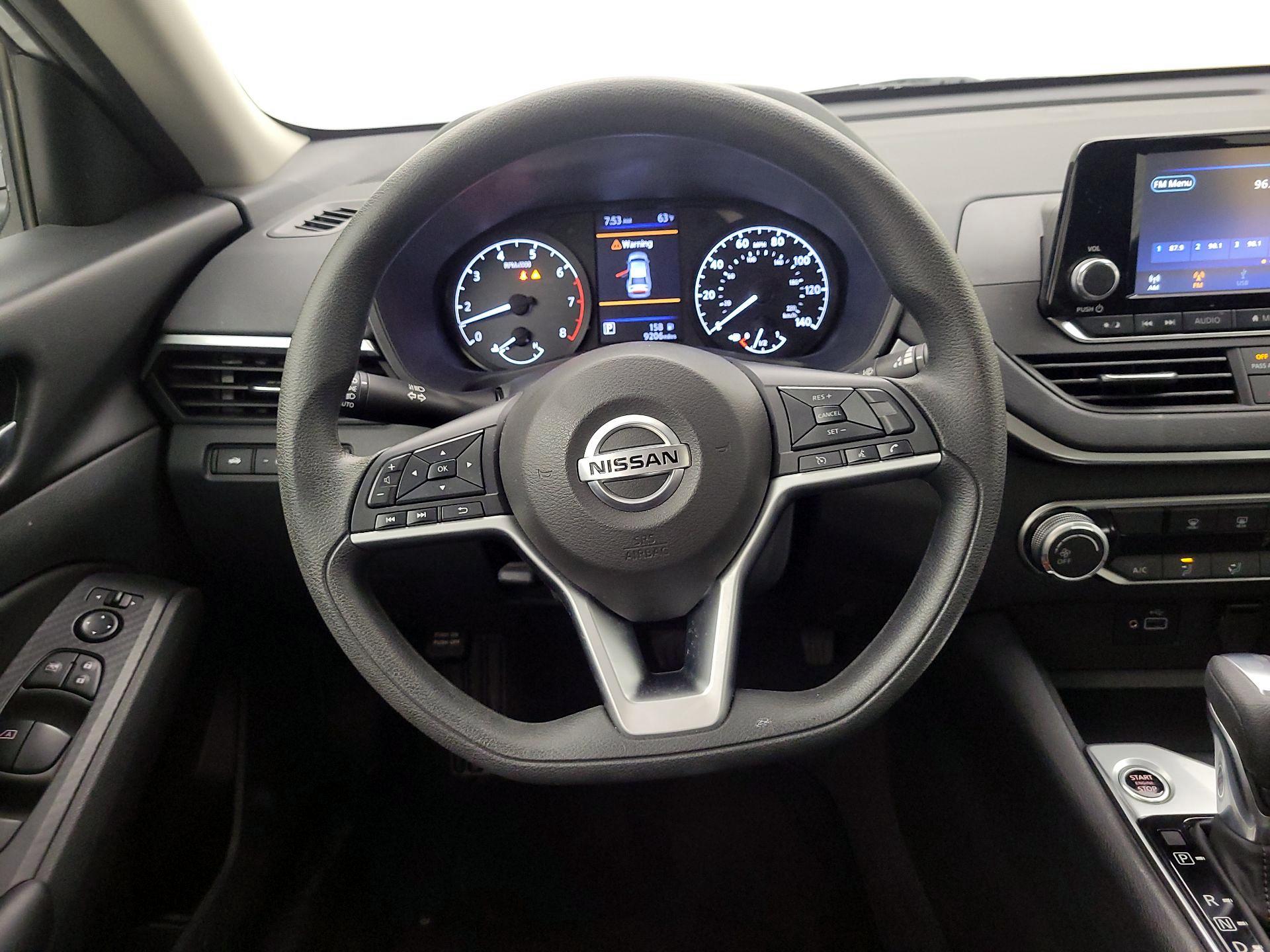 Thumbnail: 2021 Nissan Altima - 10