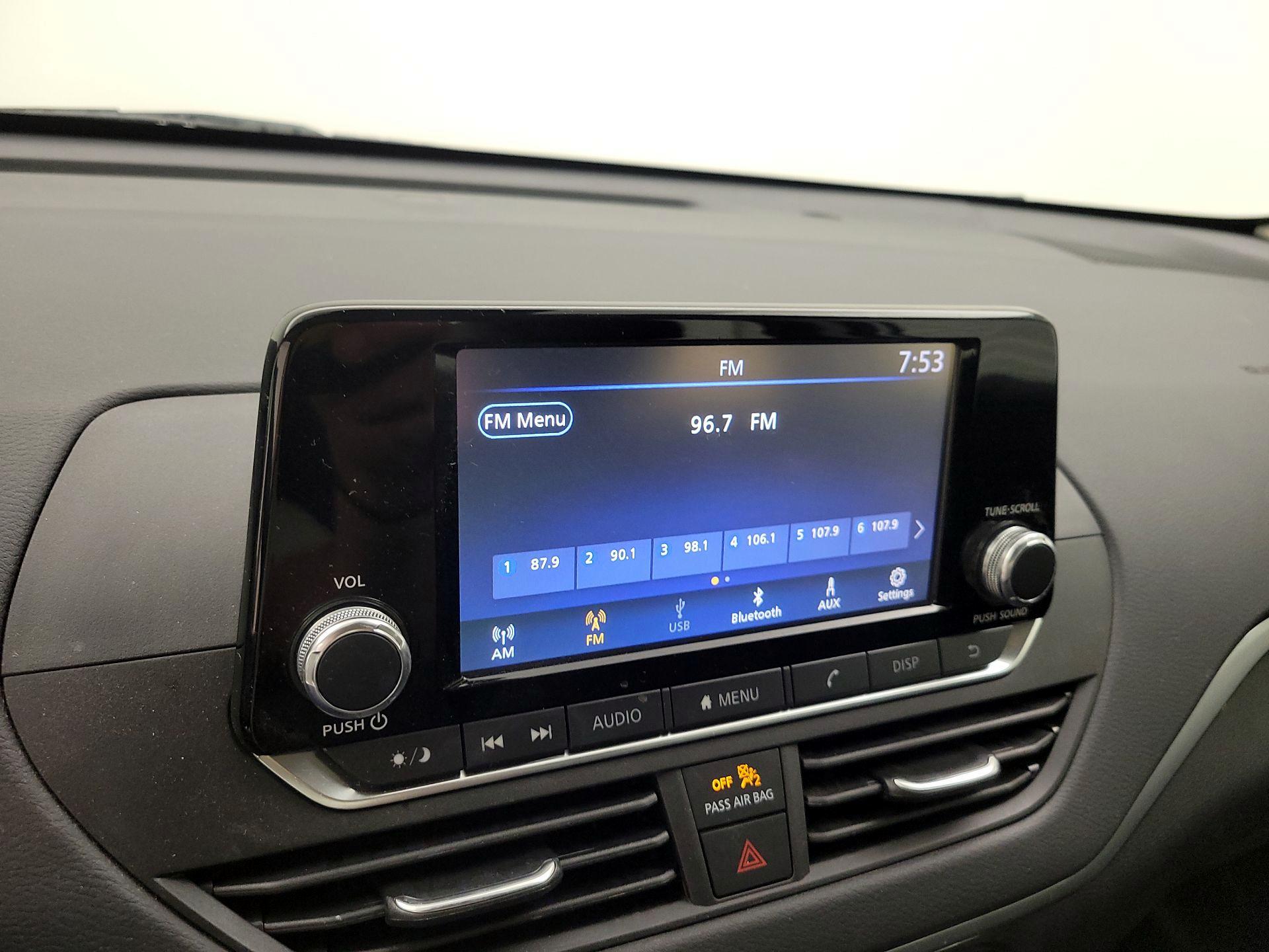 Thumbnail: 2021 Nissan Altima - 13