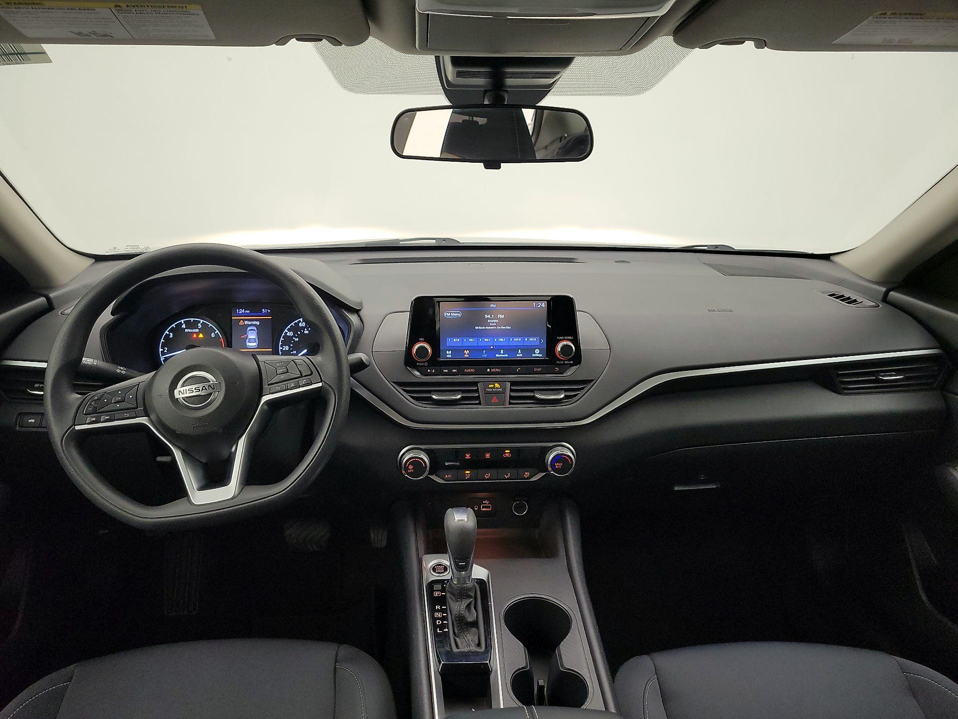 Thumbnail: 2021 Nissan Altima - 9