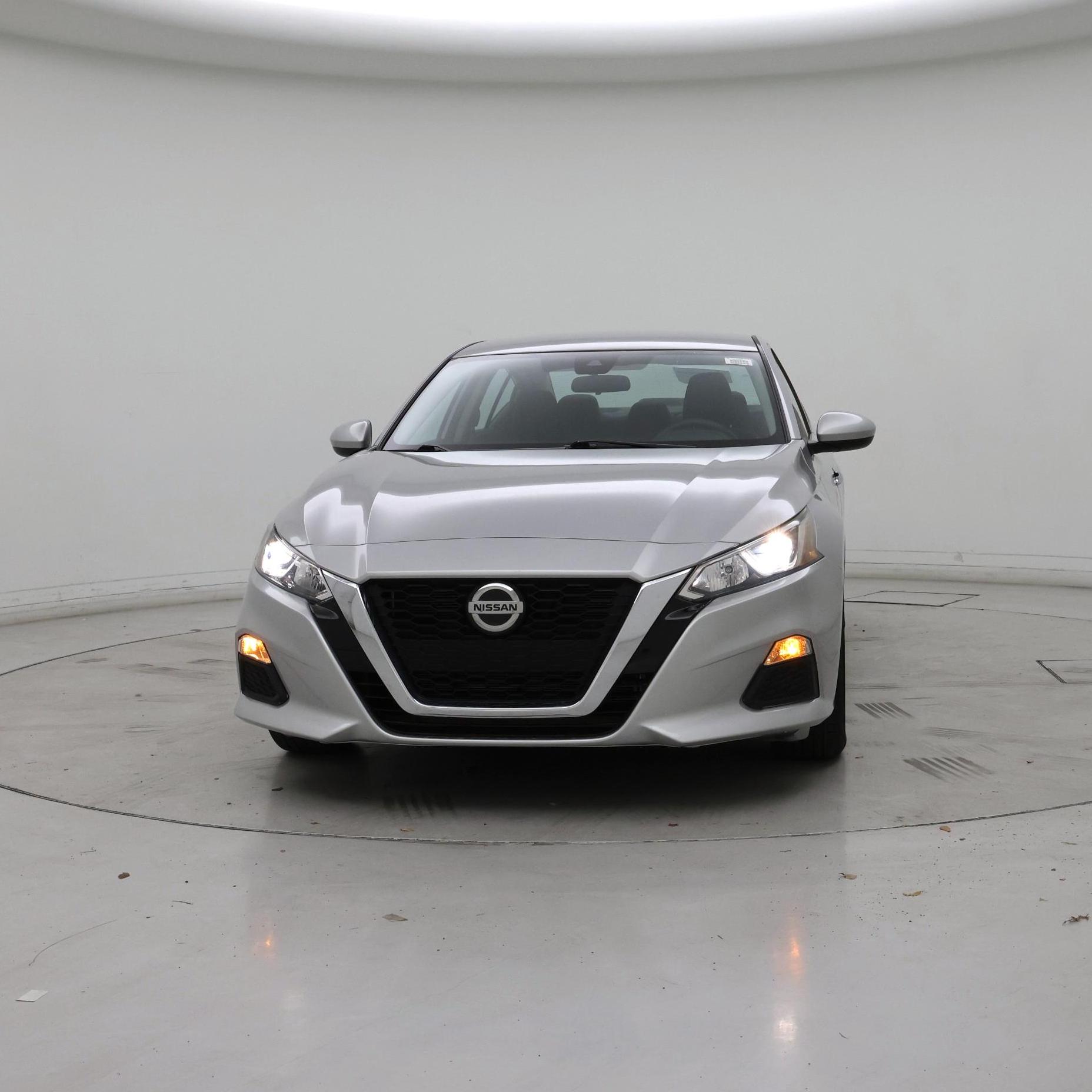 Thumbnail: 2021 Nissan Altima - 5