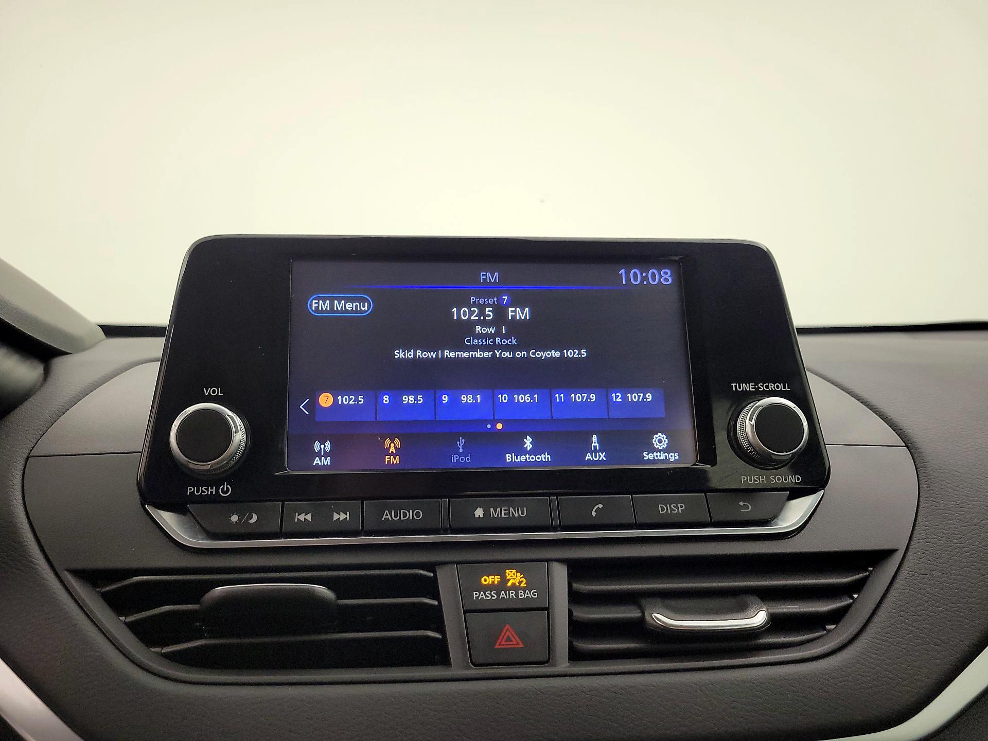 Thumbnail: 2021 Nissan Altima - 14