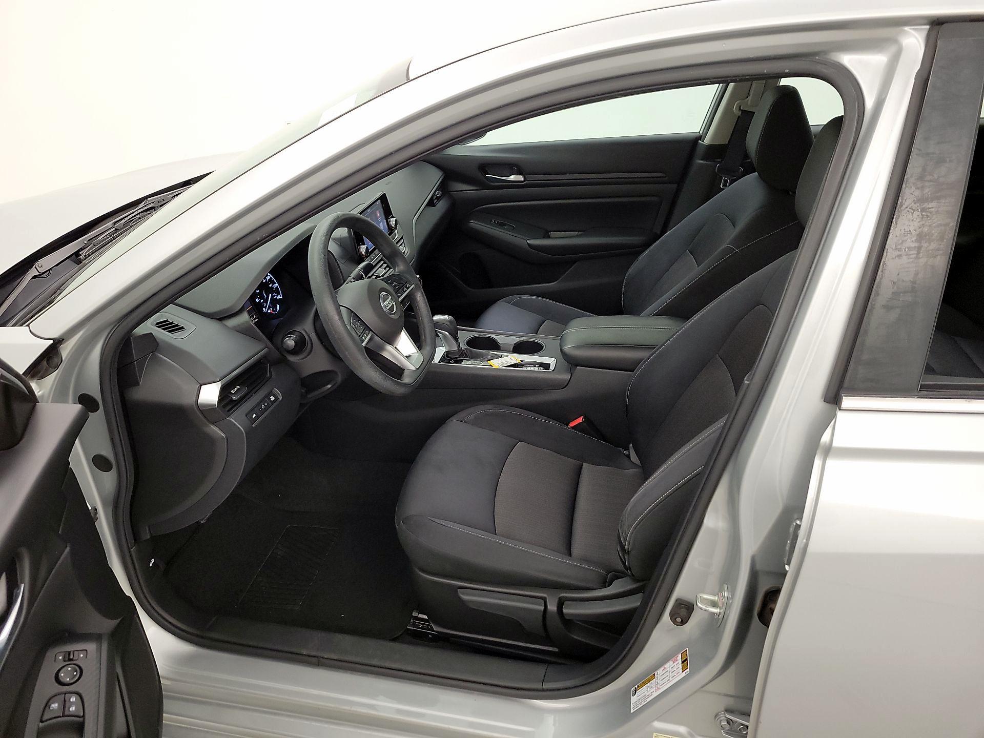 Thumbnail: 2021 Nissan Altima - 11